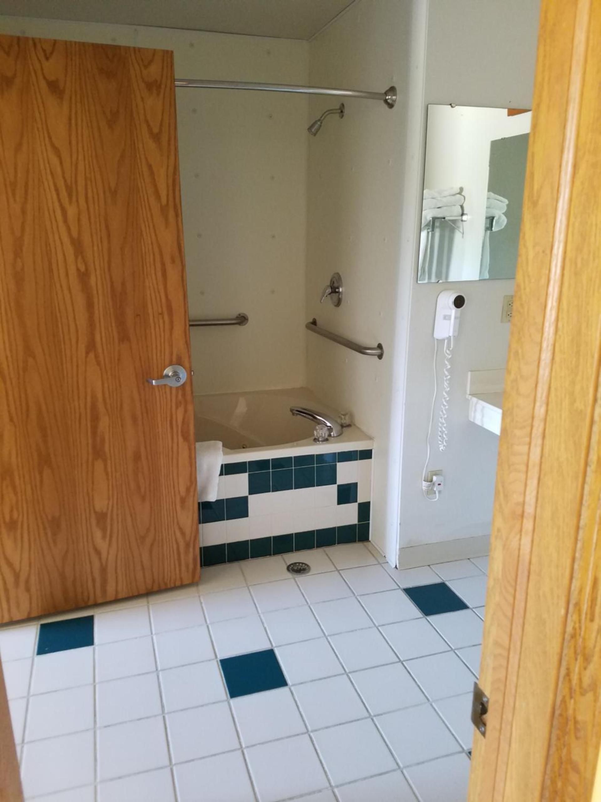 Inn of the Pines photo 3