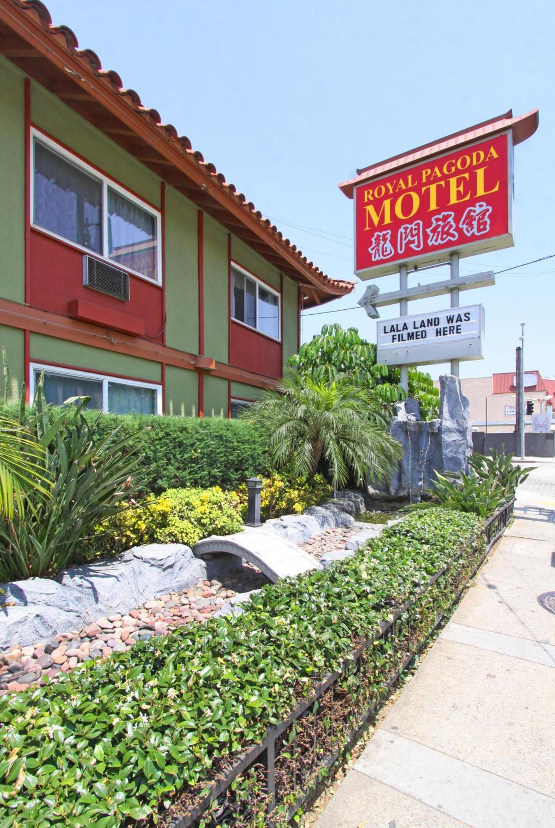 Royal Pagoda Motel Dodger Stadium photo 10