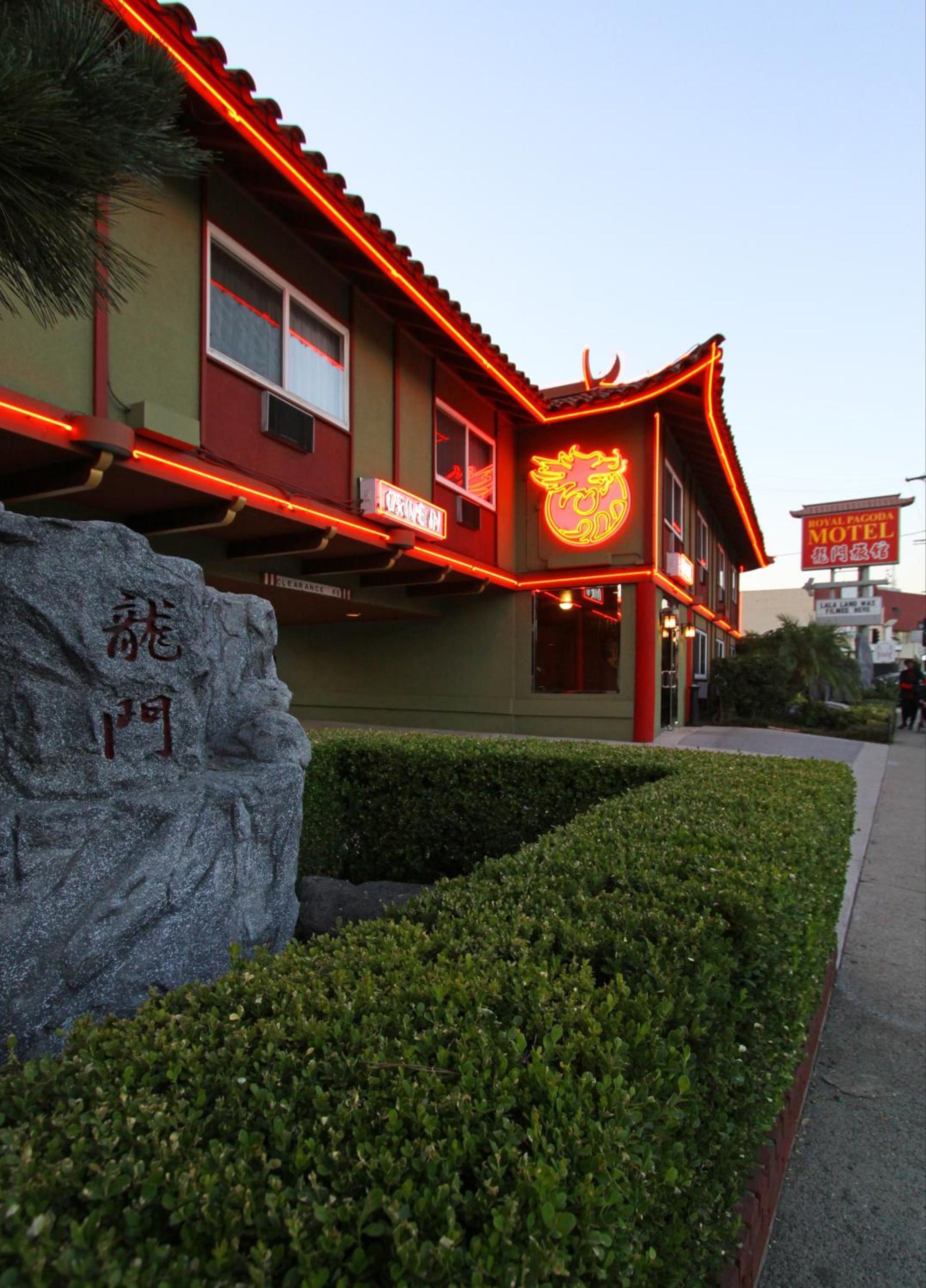 Royal Pagoda Motel Dodger Stadium photo 2