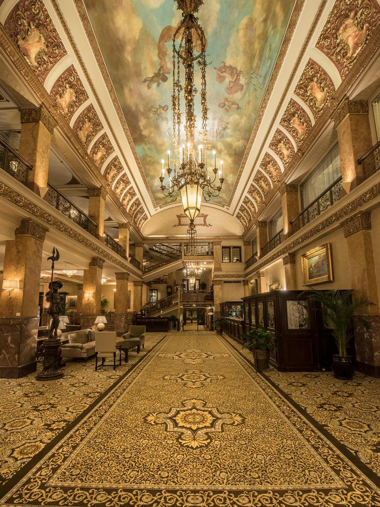 The Pfister Hotel photo 2