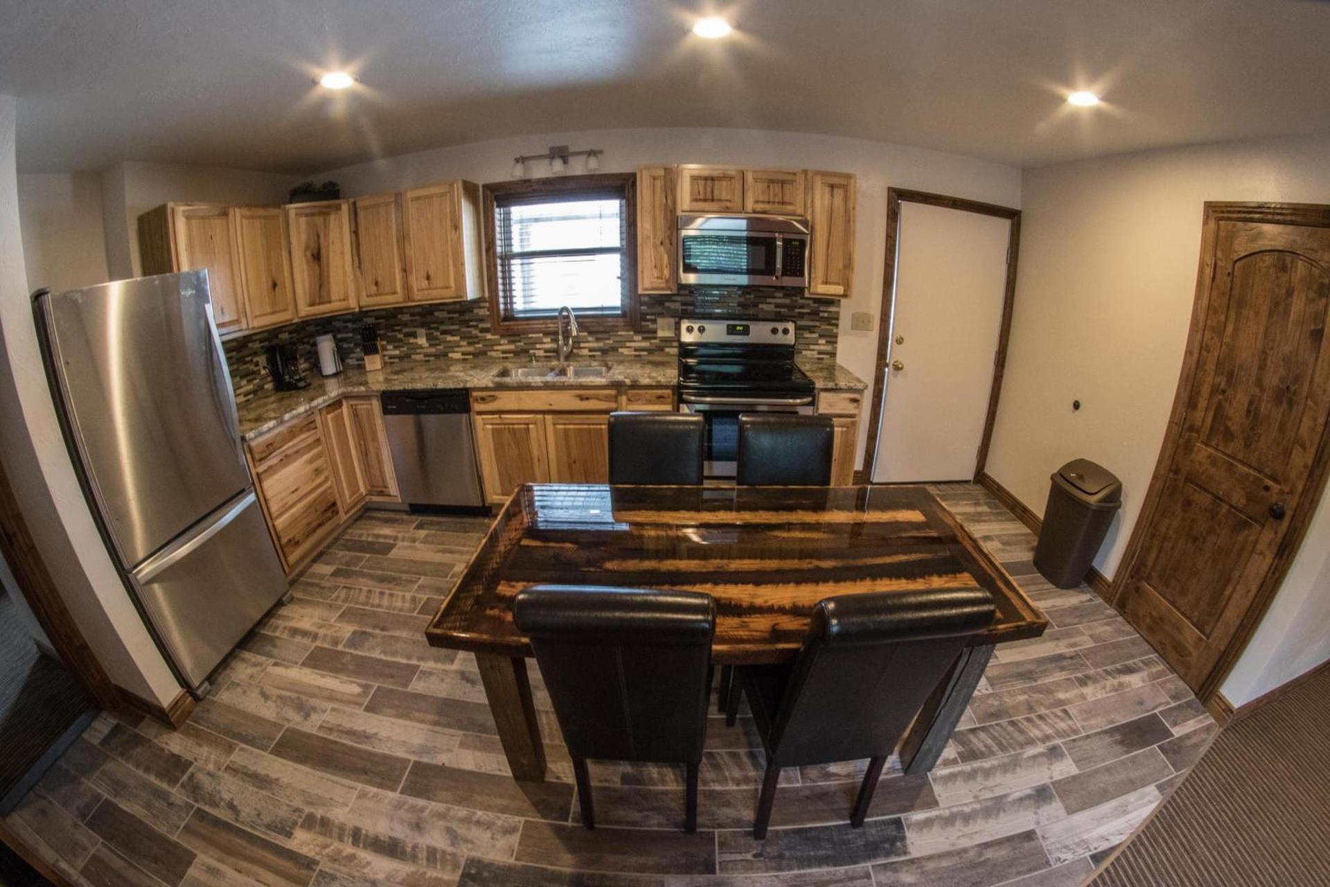 Stagecoach Inn & Suites photo 44