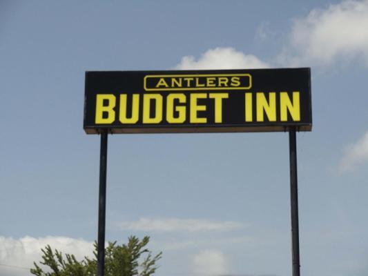 Antlers Budget Inn photo 19