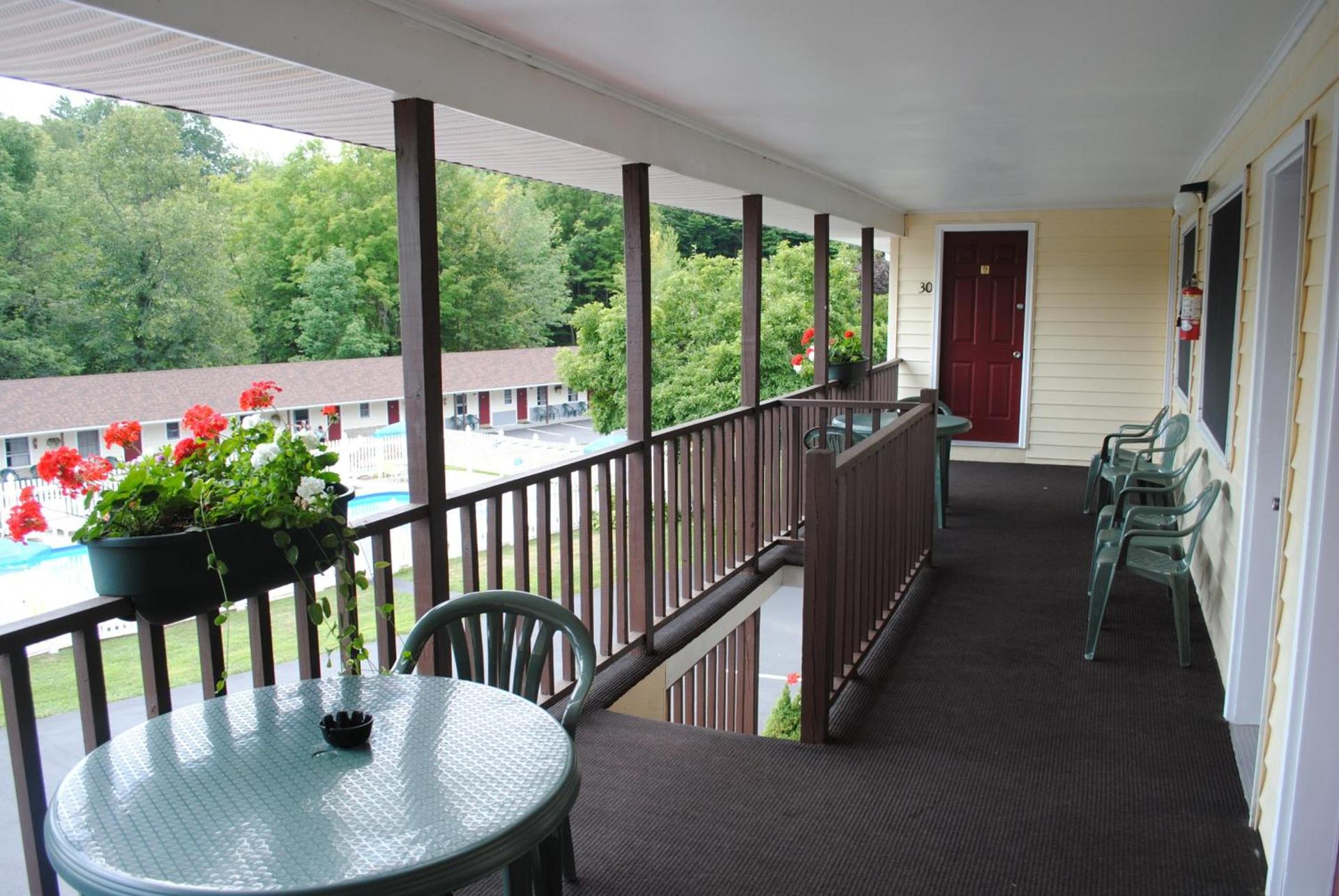 Fran Cove Motel photo 51