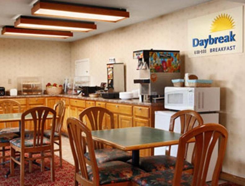 Days Inn by Wyndham Paintsville photo 22