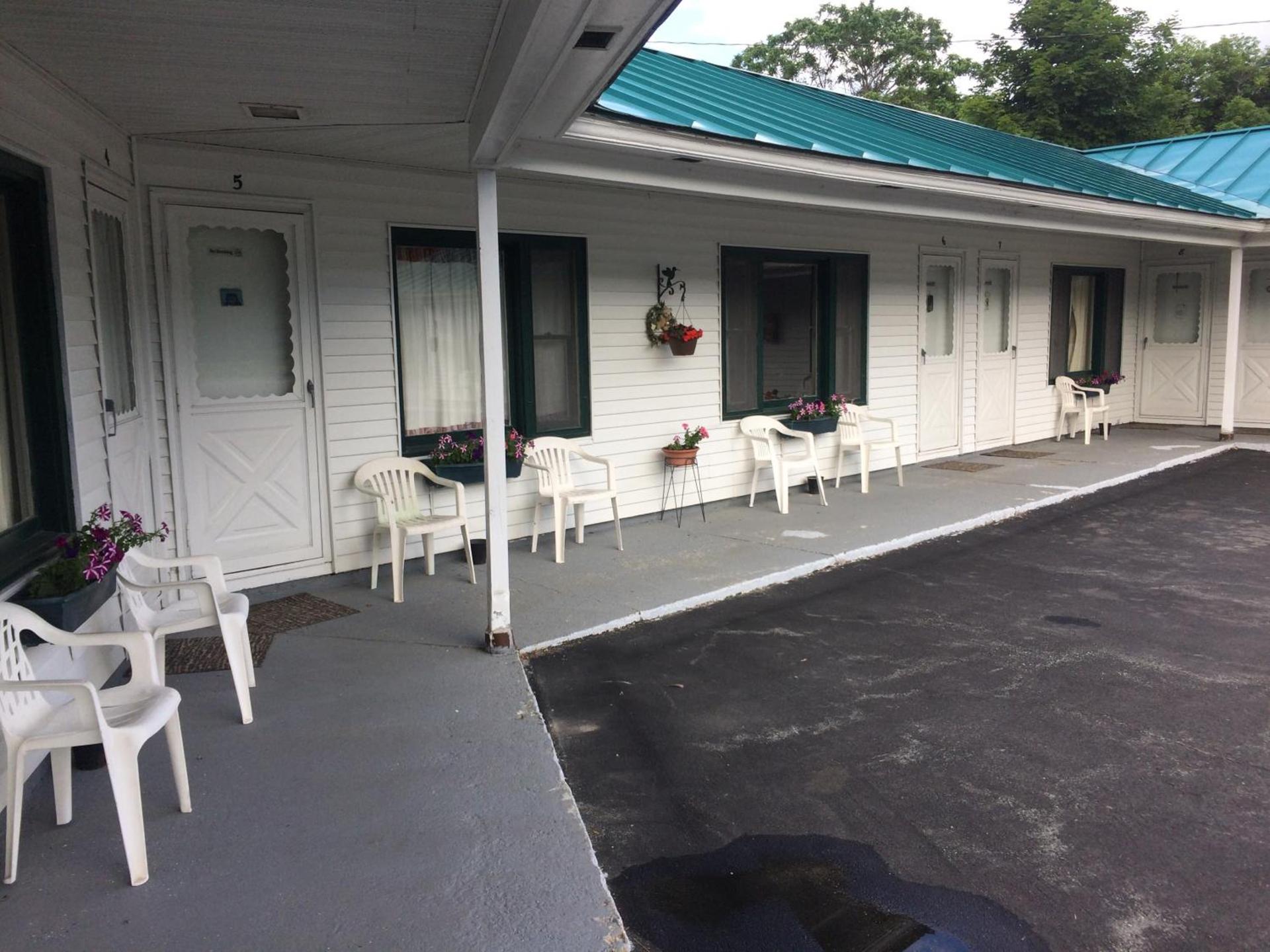 Wells River Motel photo 30