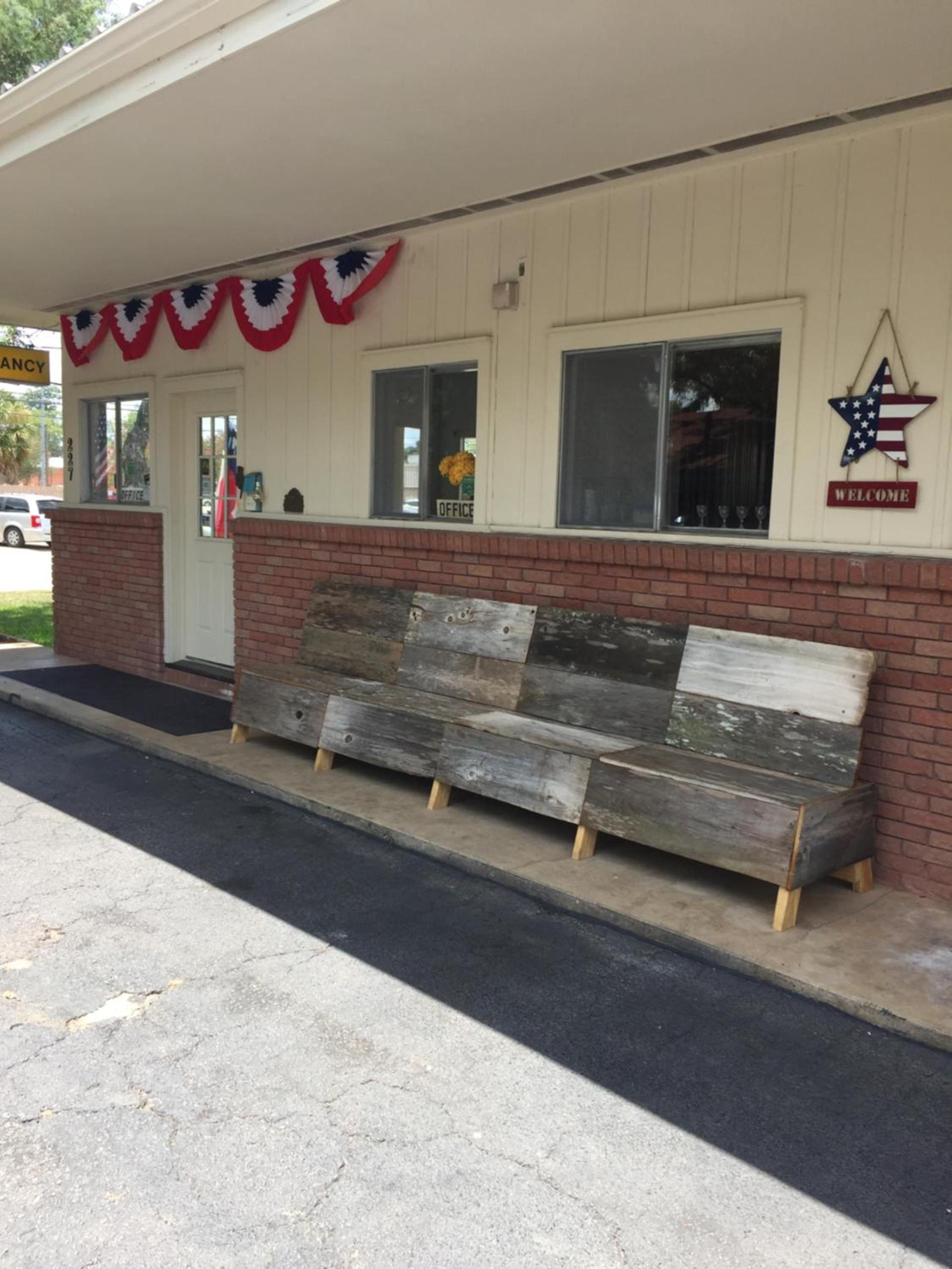 The Oak Motel photo 42