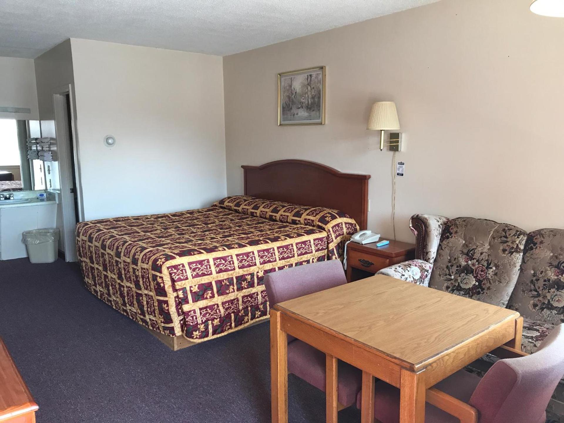 Parkview Motel photo 14