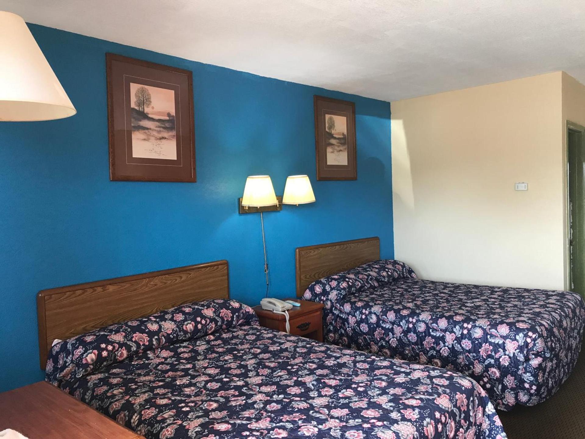Parkview Motel photo 27