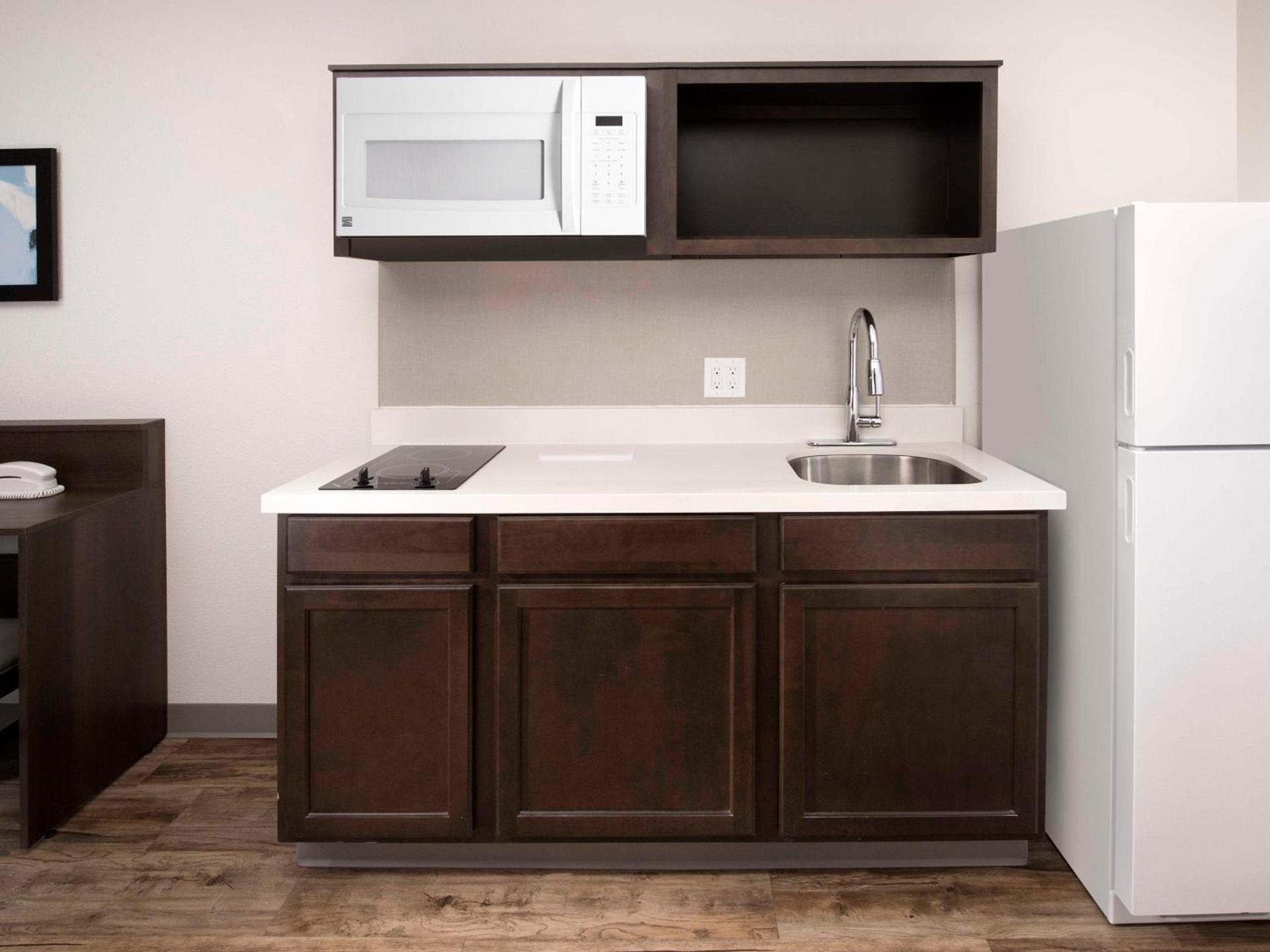 WoodSpring Suites Austin South Central I-35 photo 17