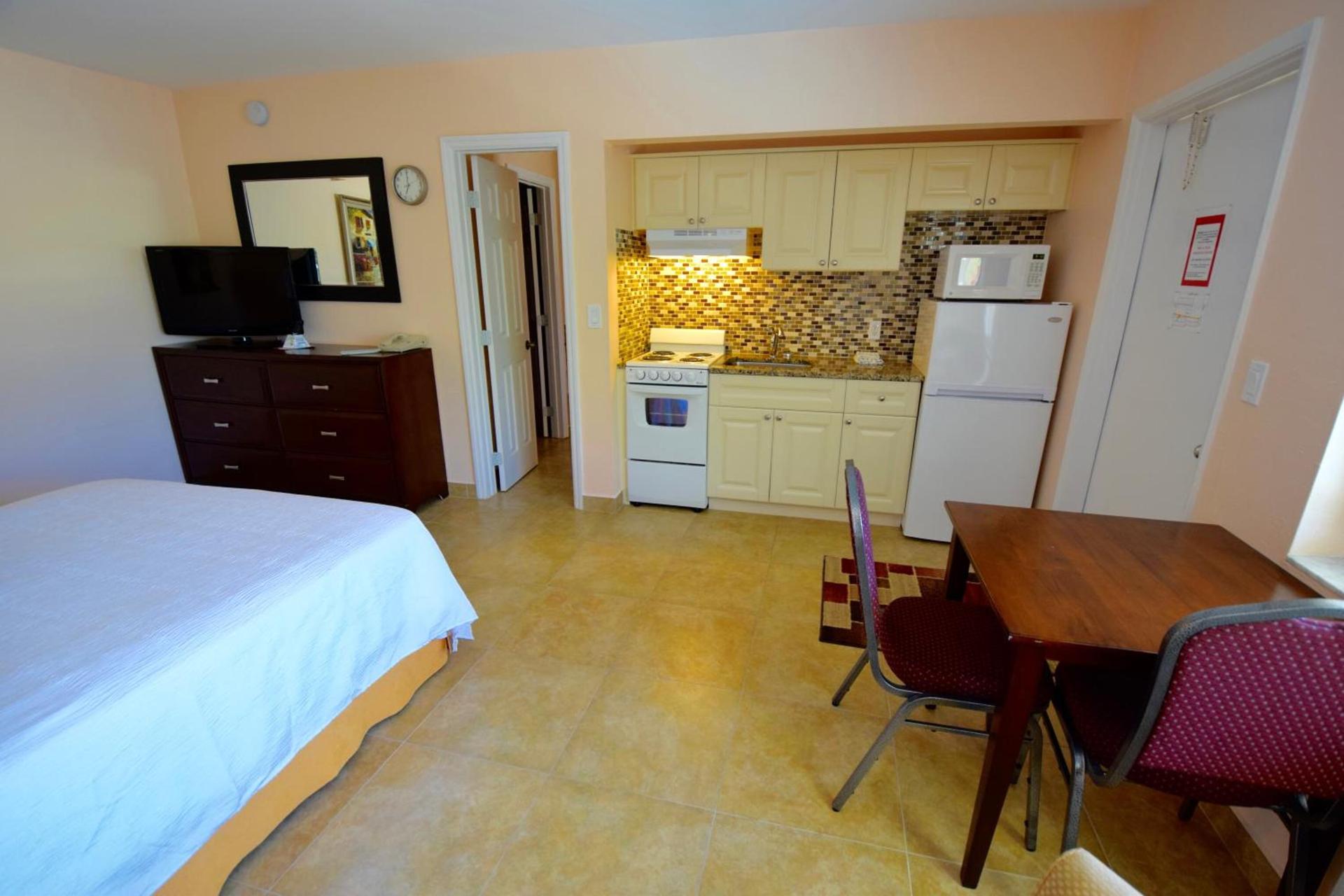 Surf Side Resort photo 21