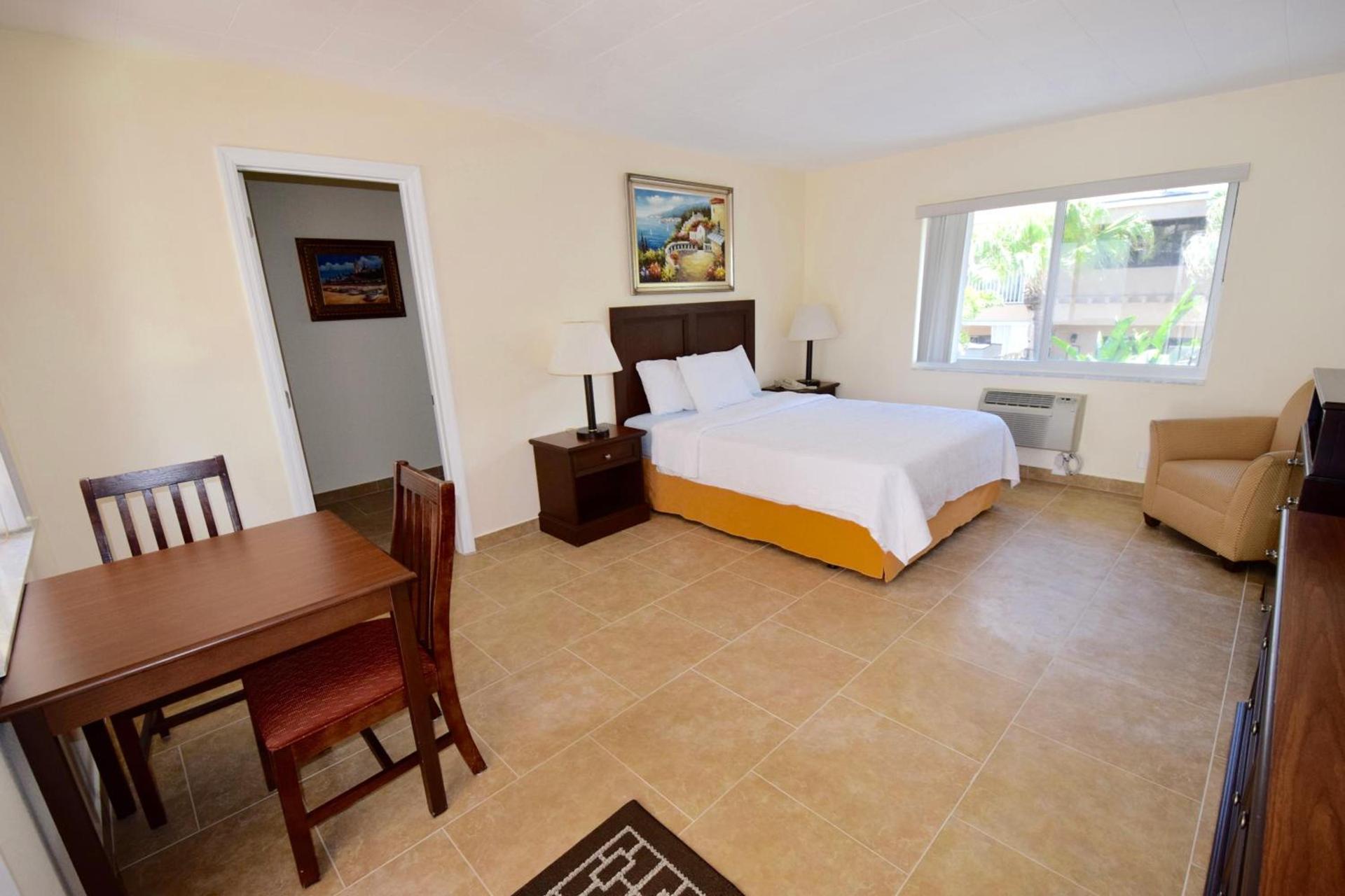 Surf Side Resort photo 20