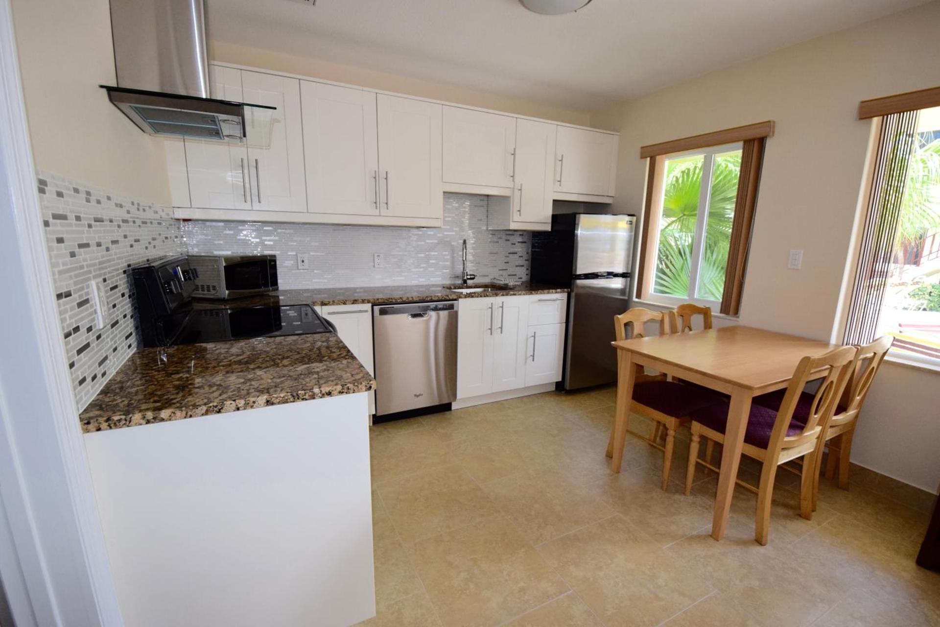 Surf Side Resort photo 7