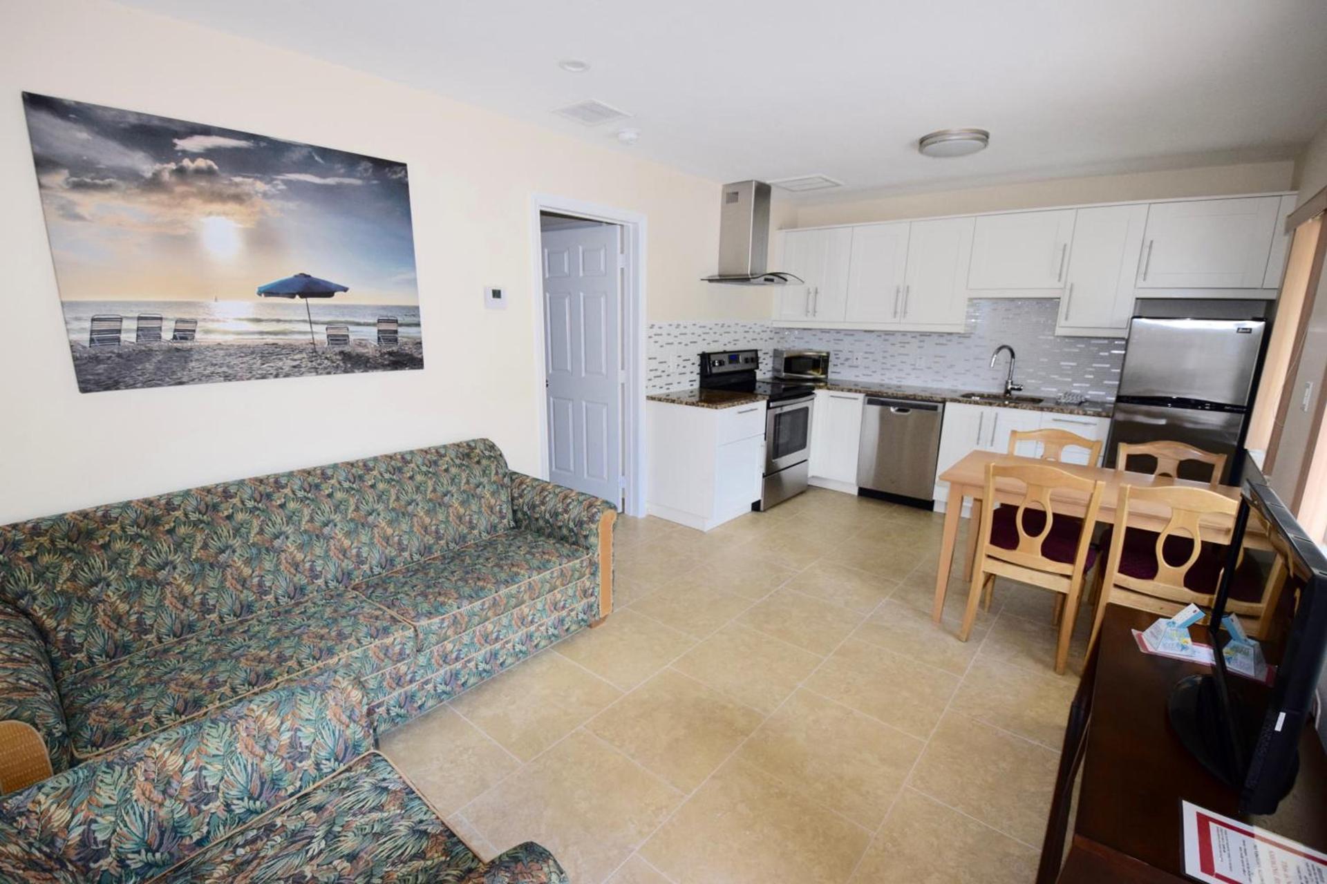 Surf Side Resort photo 16