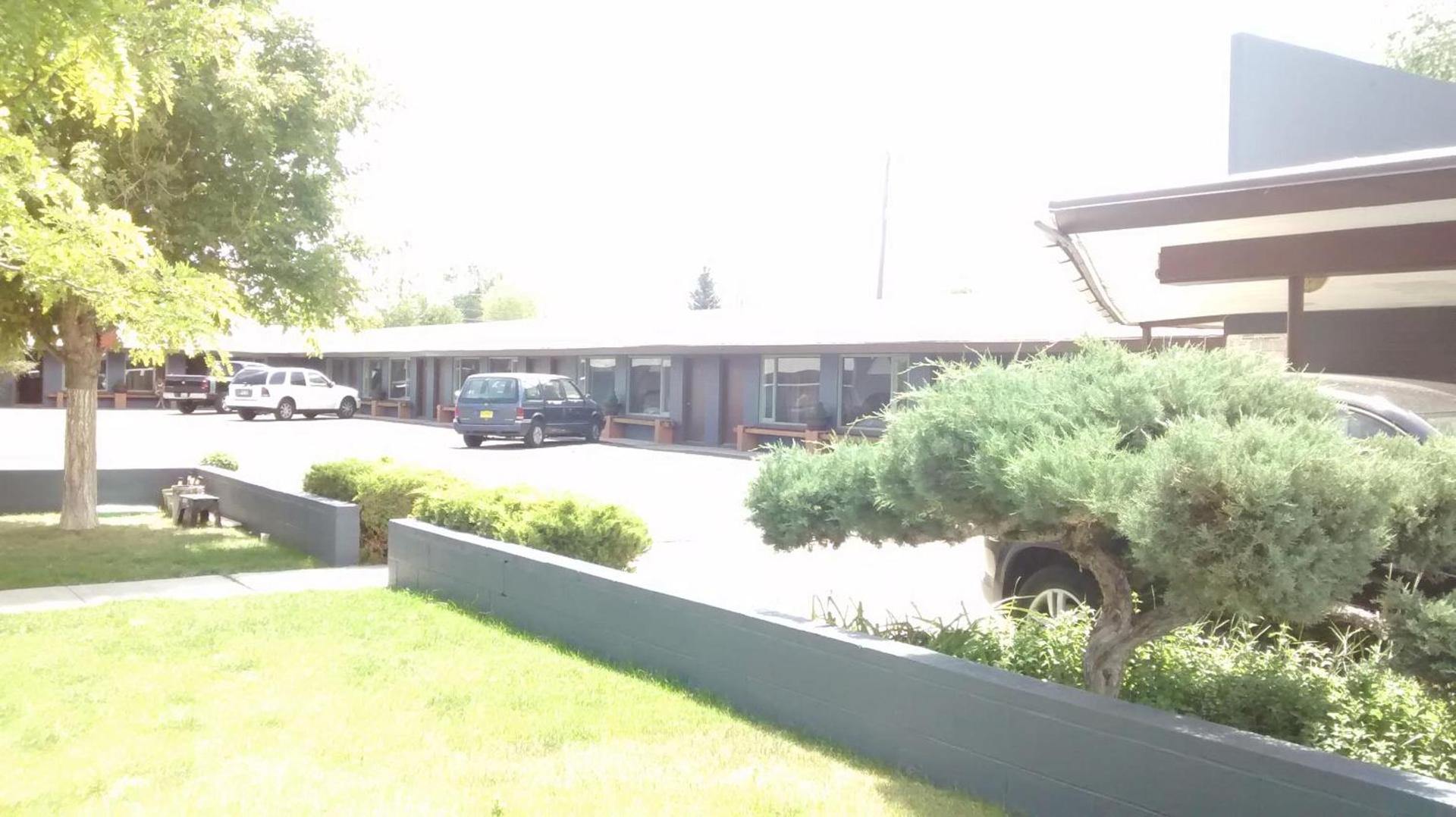 Adobe Sands Motel photo 8