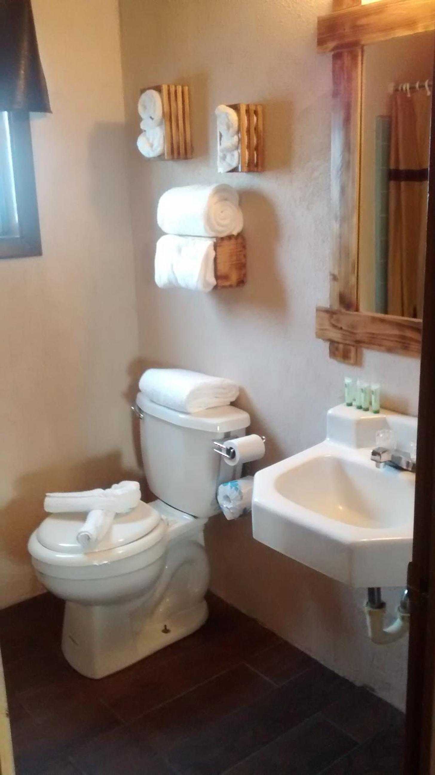 Adobe Sands Motel photo 18