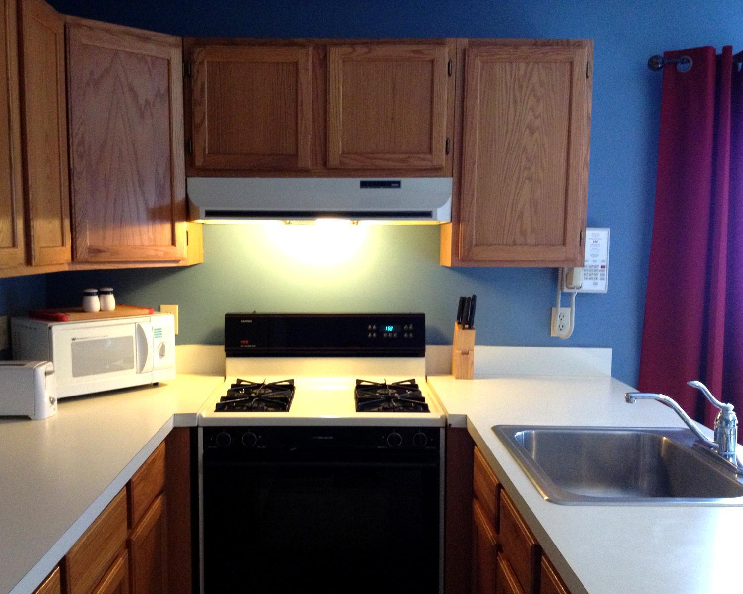 Vinehurst Inn & Suites photo 18