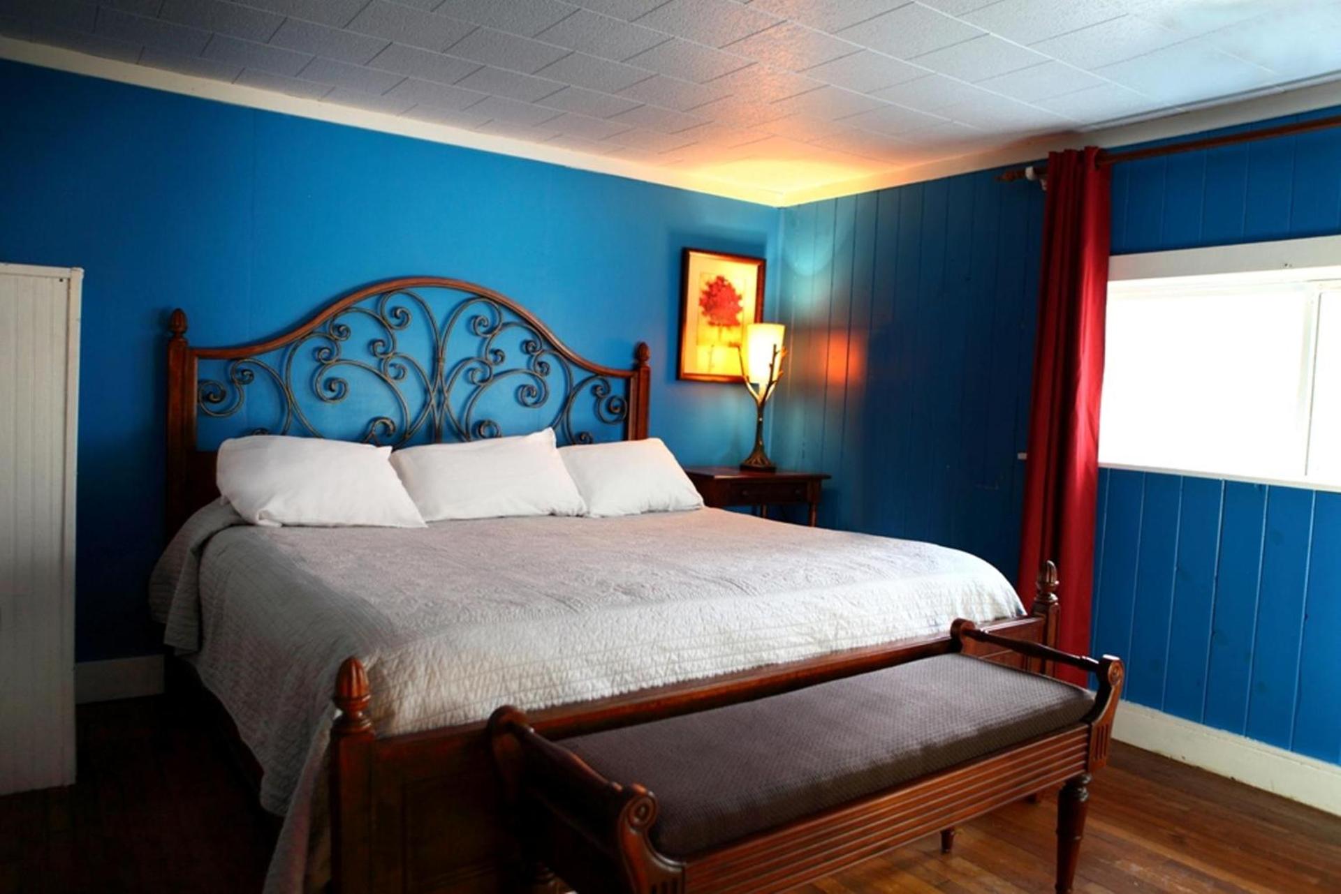 The Pines Cottages photo 38