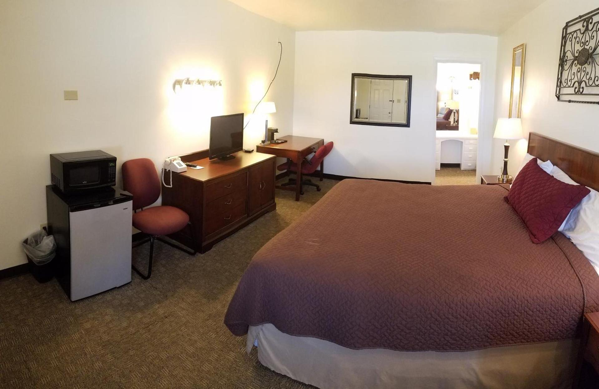 West Plains Motel photo 11