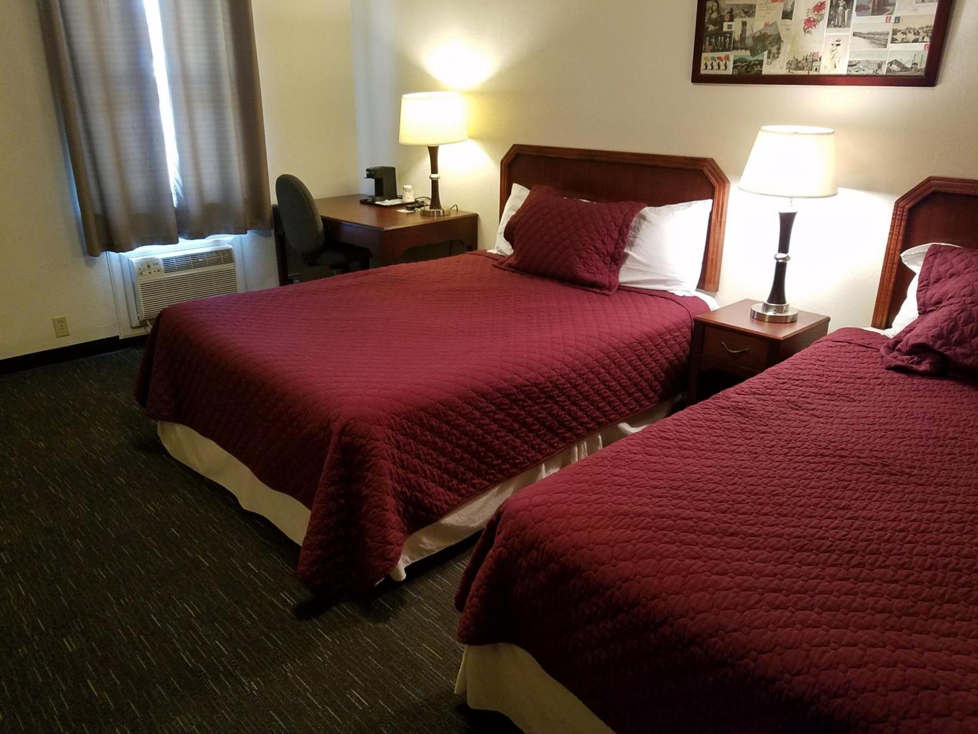 West Plains Motel photo 24