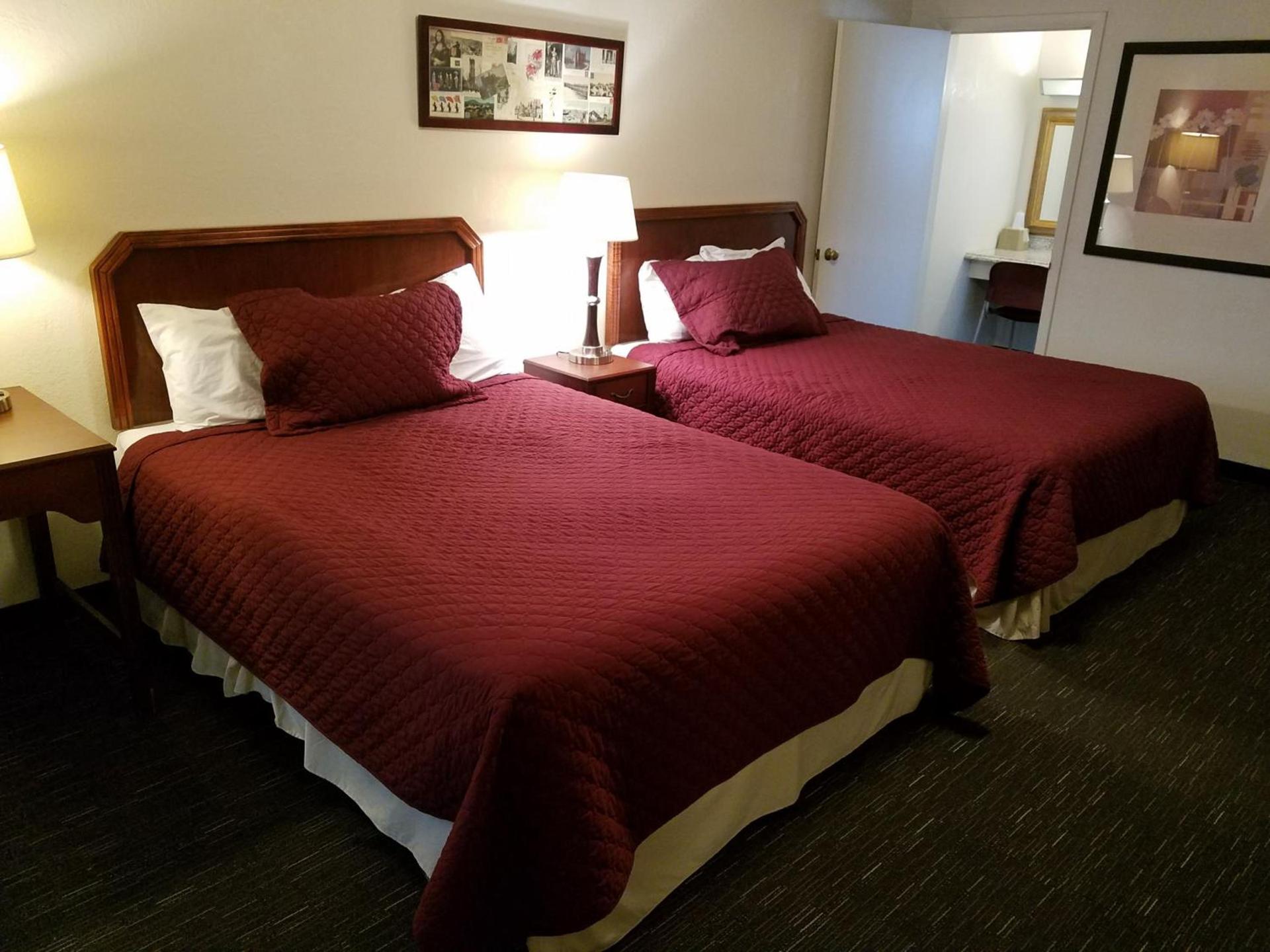West Plains Motel photo 26