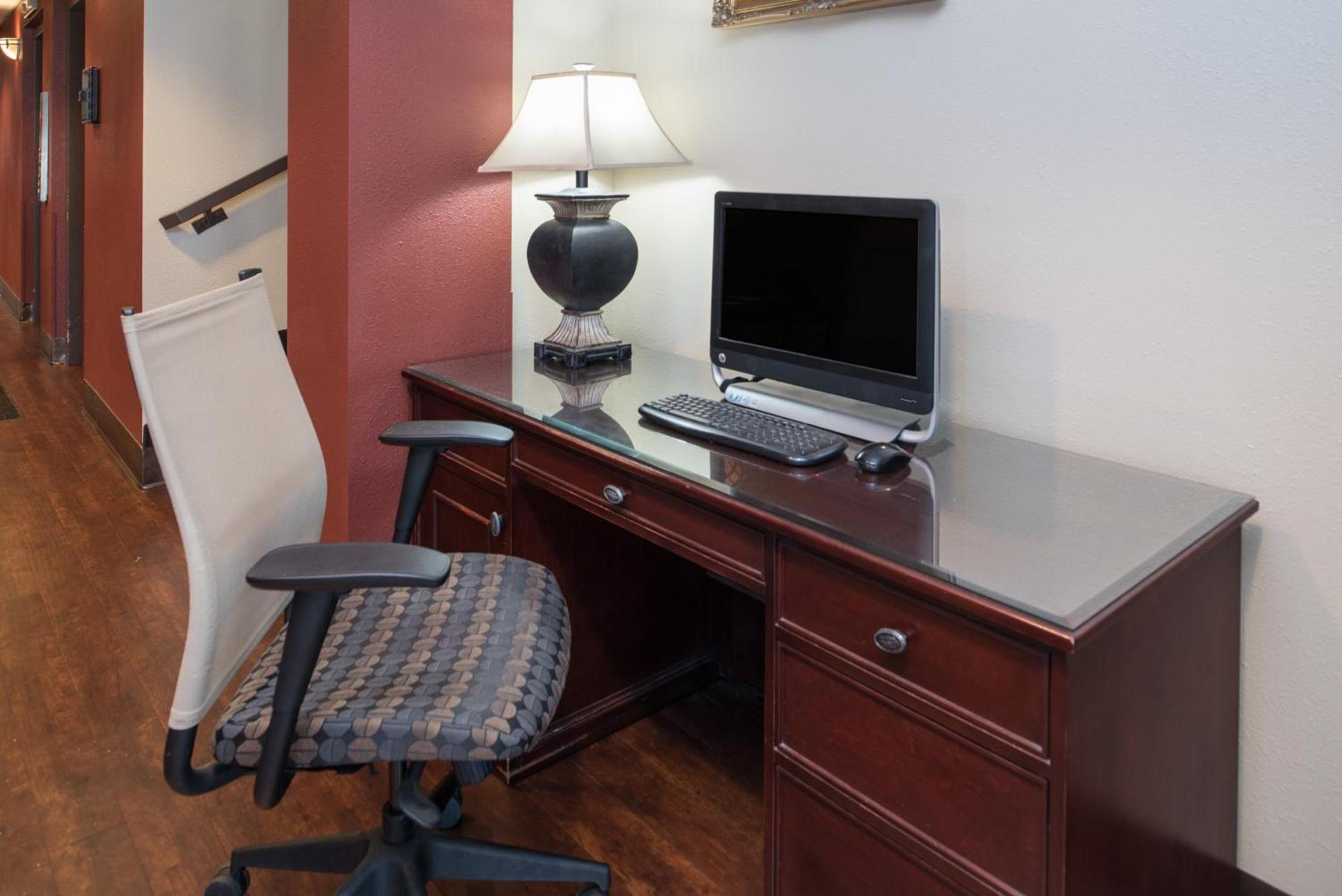 Ramada by Wyndham Downtown Spokane photo 20
