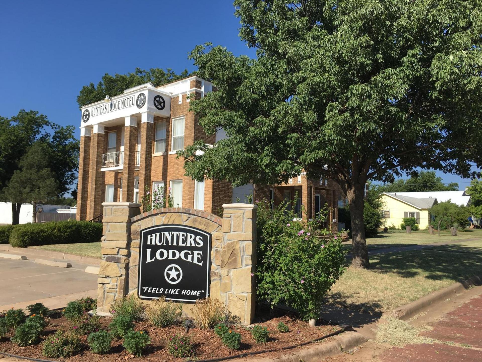 Hunters Lodge Motel photo 1