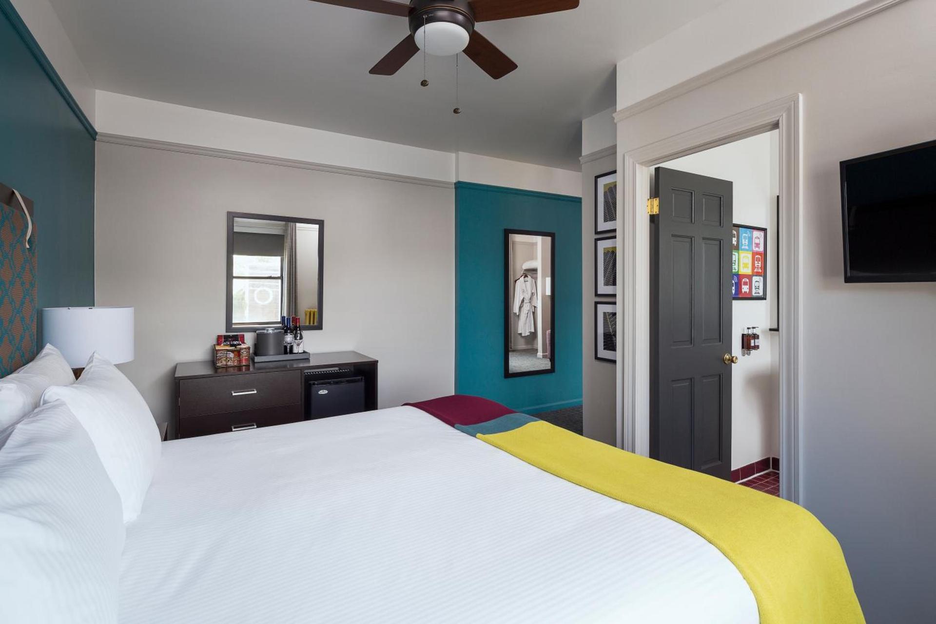 City Suites Hotel photo 22