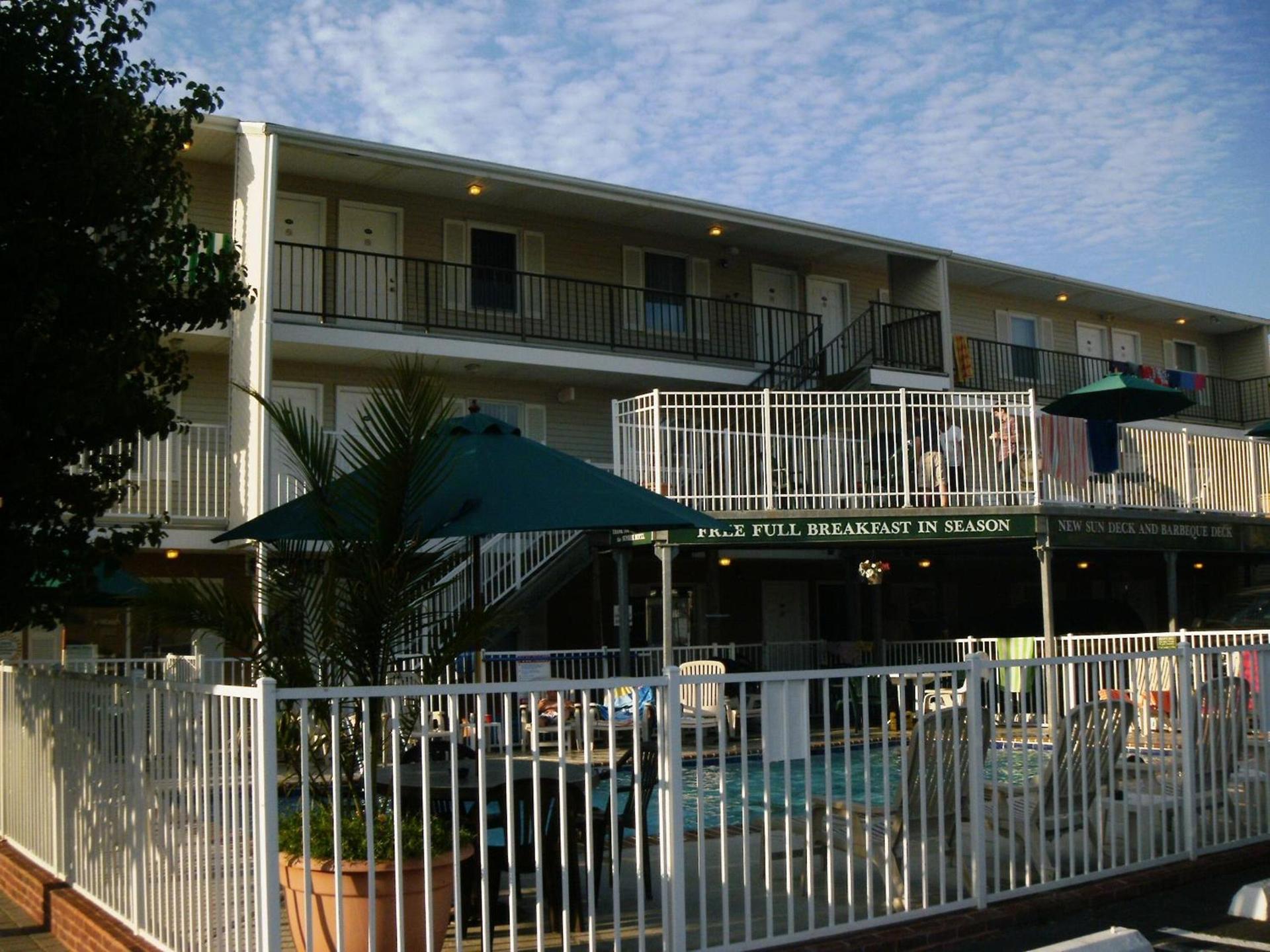 Sunrise Motel photo 12