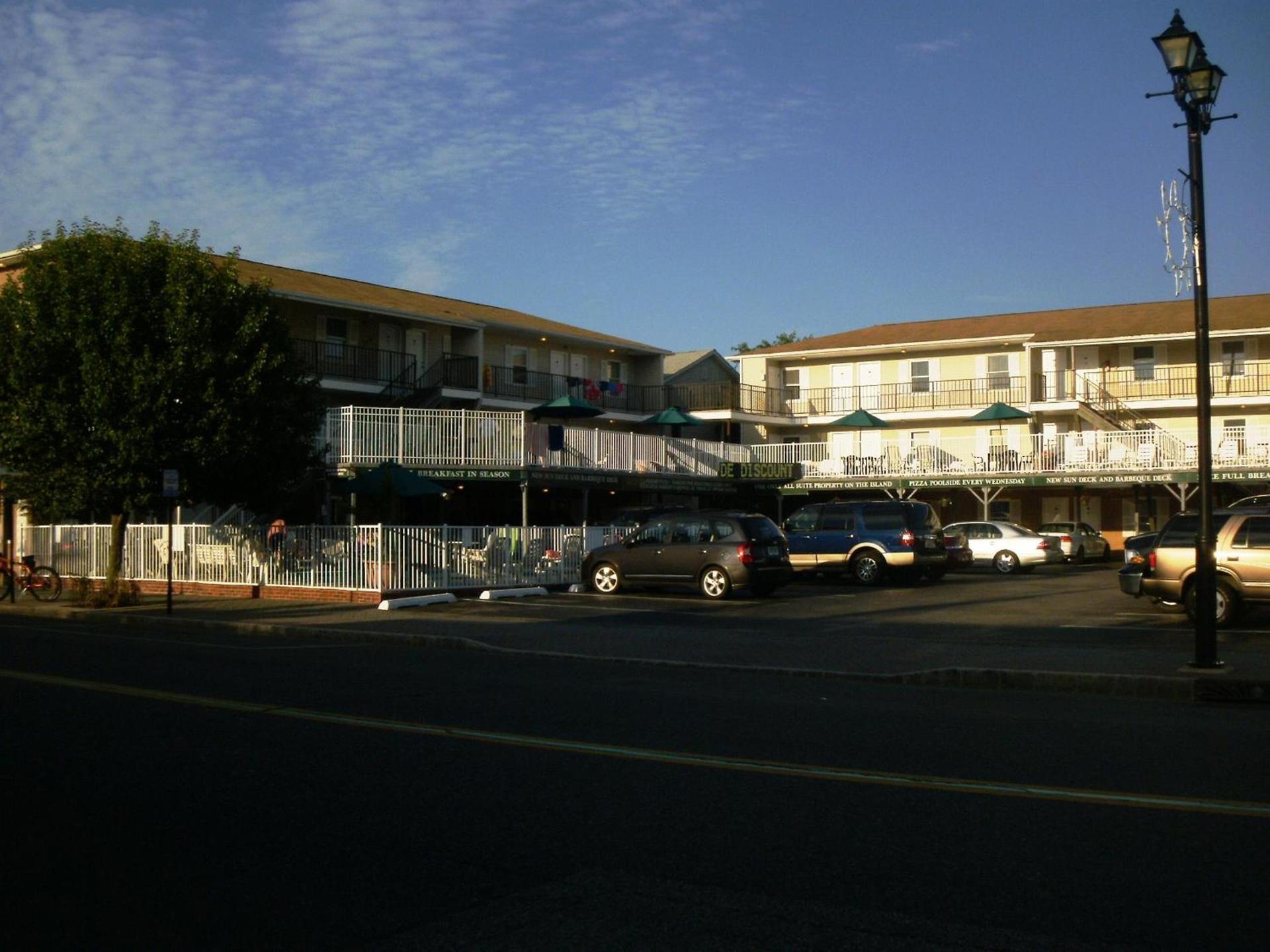 Sunrise Motel photo 13