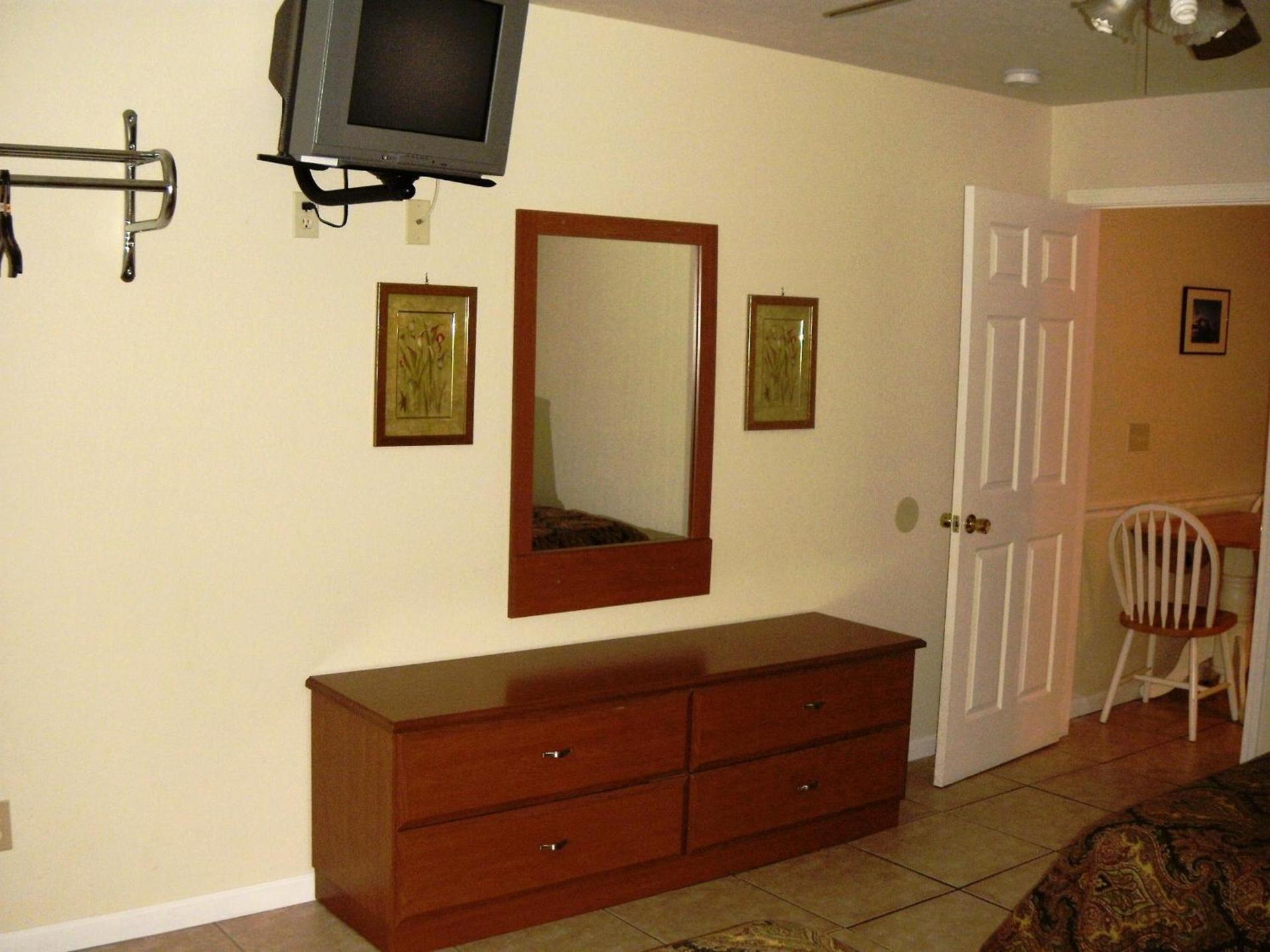 Sunrise Motel photo 20