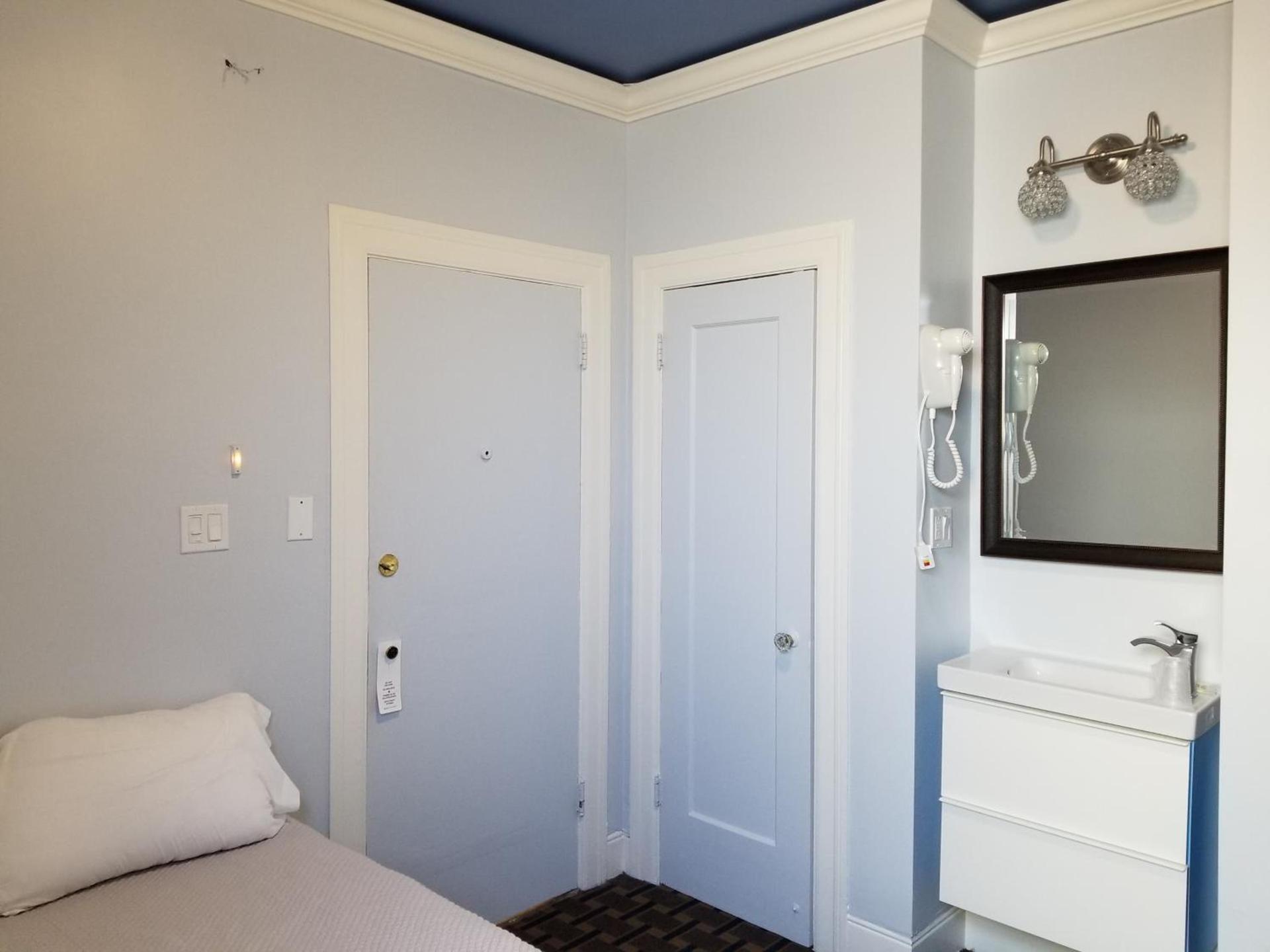 Twin Peaks Hotel photo 19