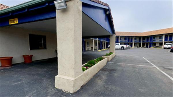 Travel Inn & Suite photo 4