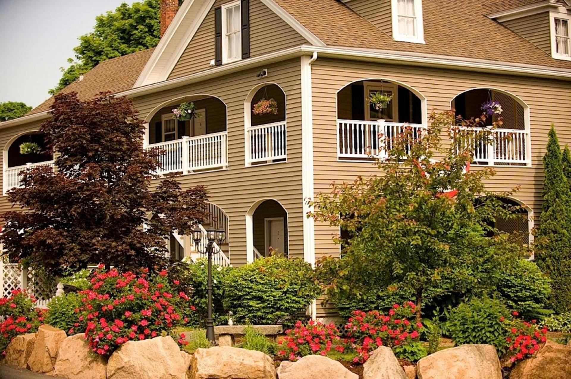 Bar Harbor Manor photo 7