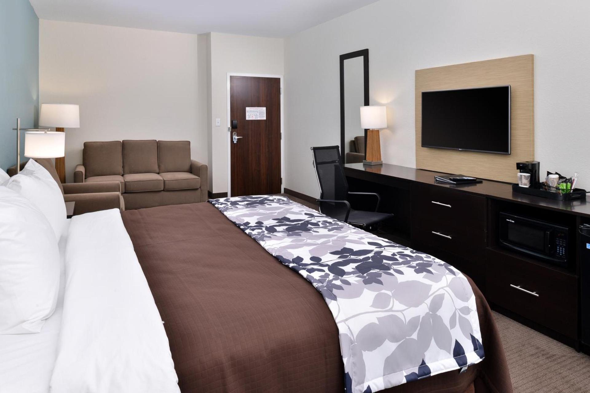 Sleep Inn & Suites Meridian - Bonita Lakes photo 39