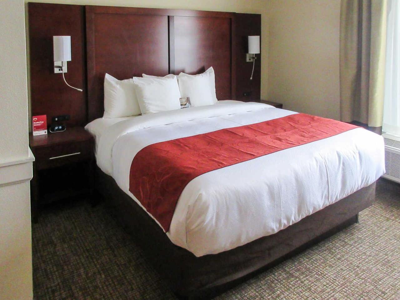 Comfort Suites Kyle photo 5