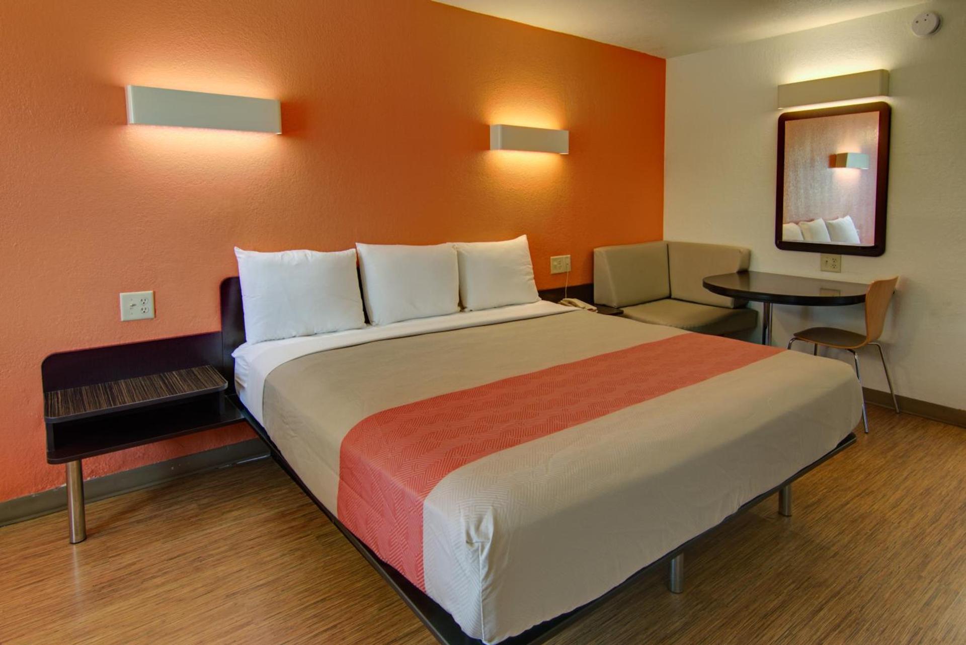 Motel 6-Mount Pleasant, TX photo 29