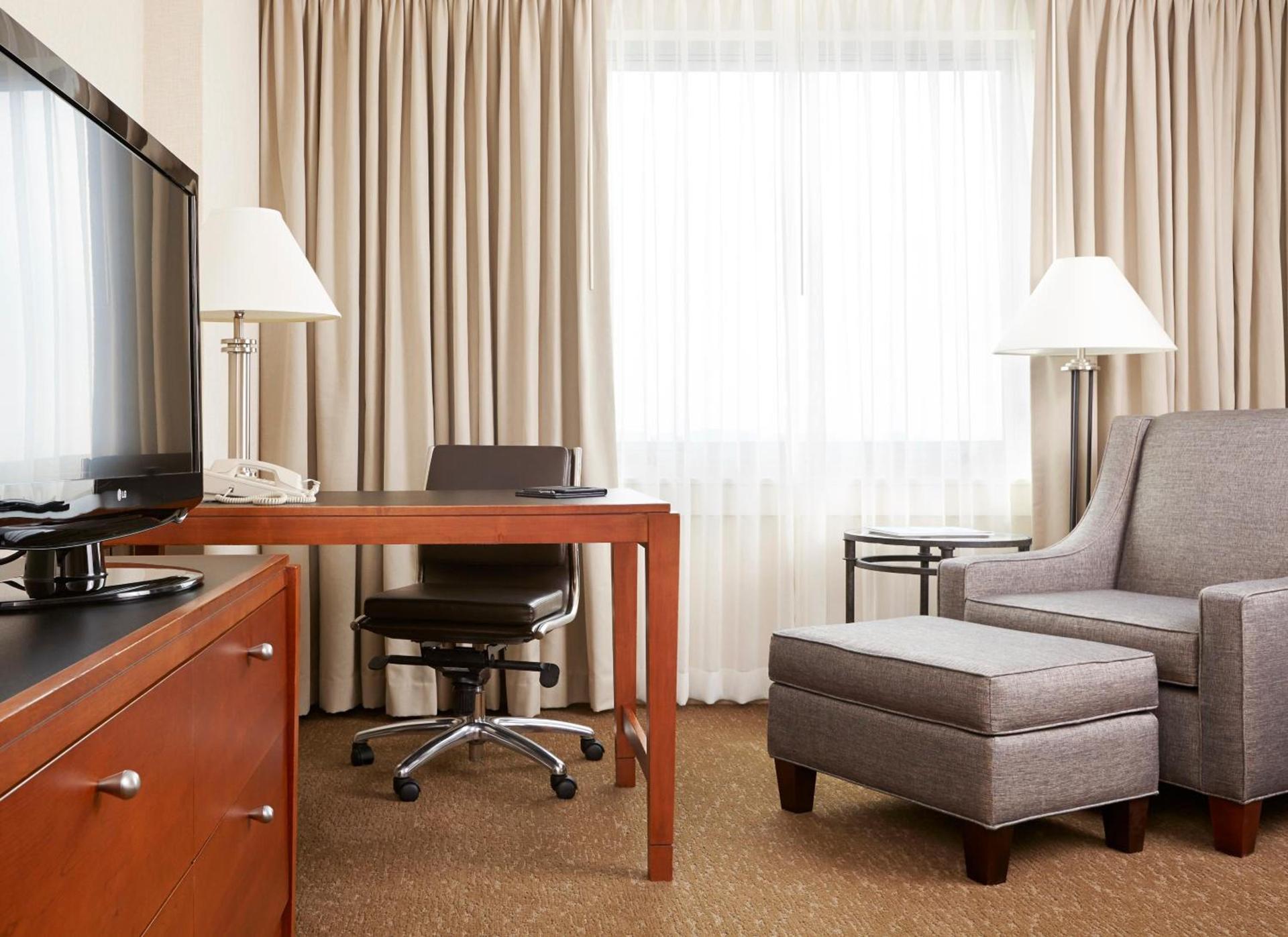 Hyatt Centric Chicago Ohare photo 6