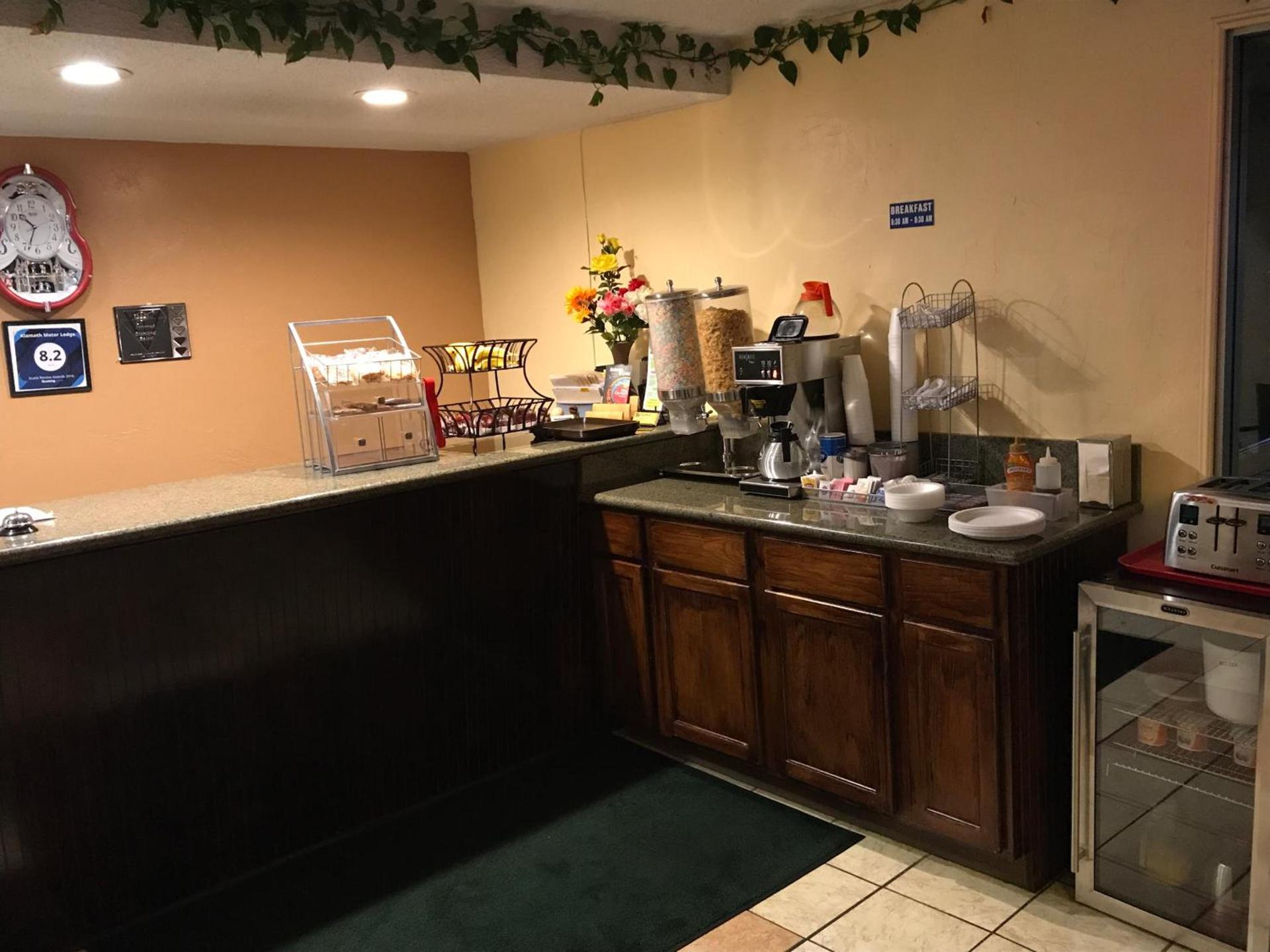 Klamath Motor Lodge photo 48