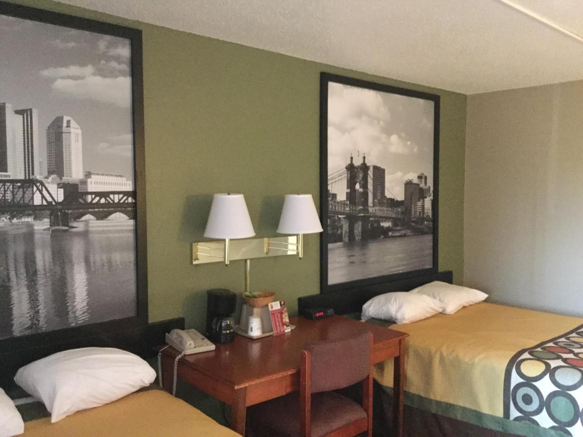 Super 8 by Wyndham Youngstown/Austintown photo 25