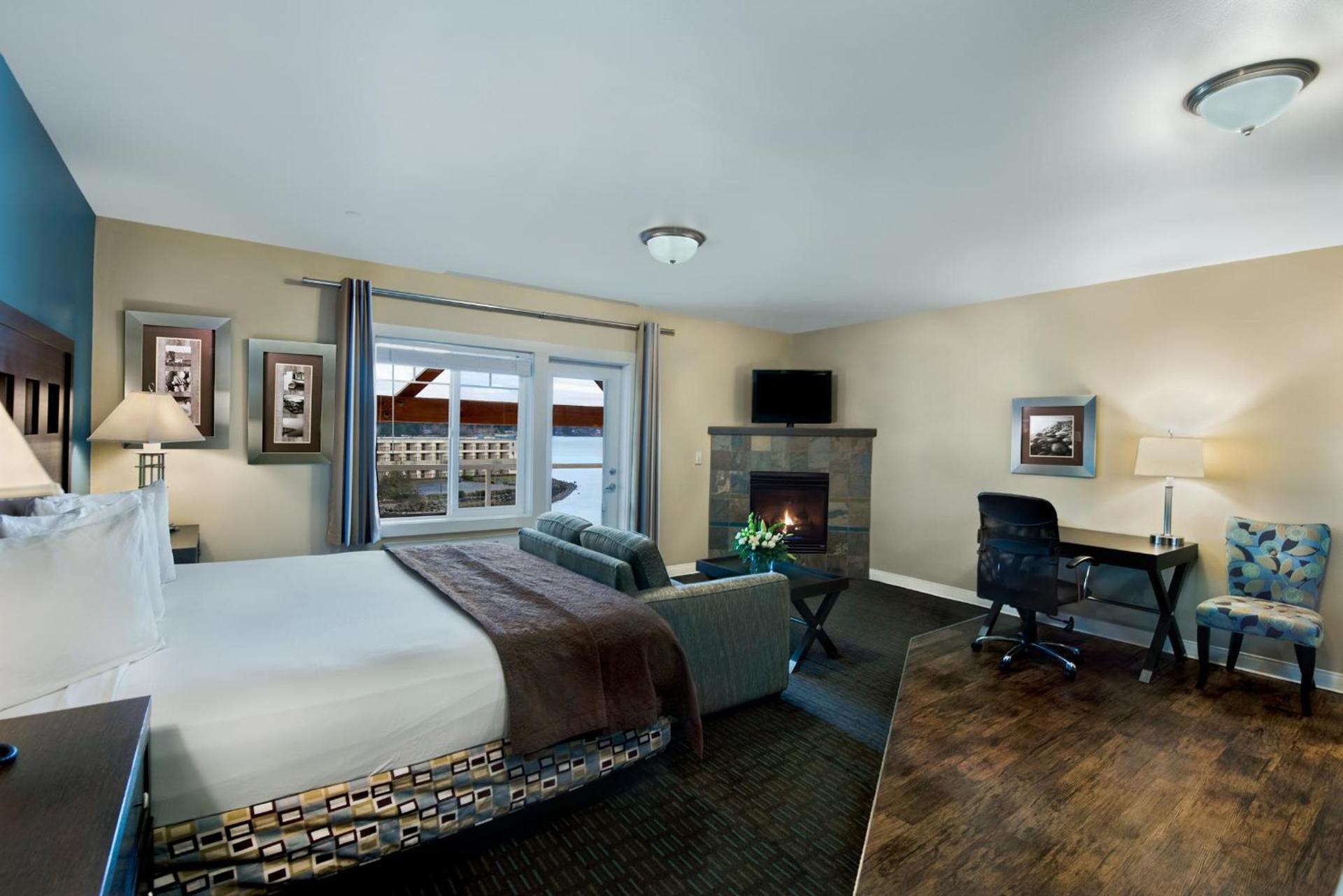 Oxford Suites Silverdale photo 17