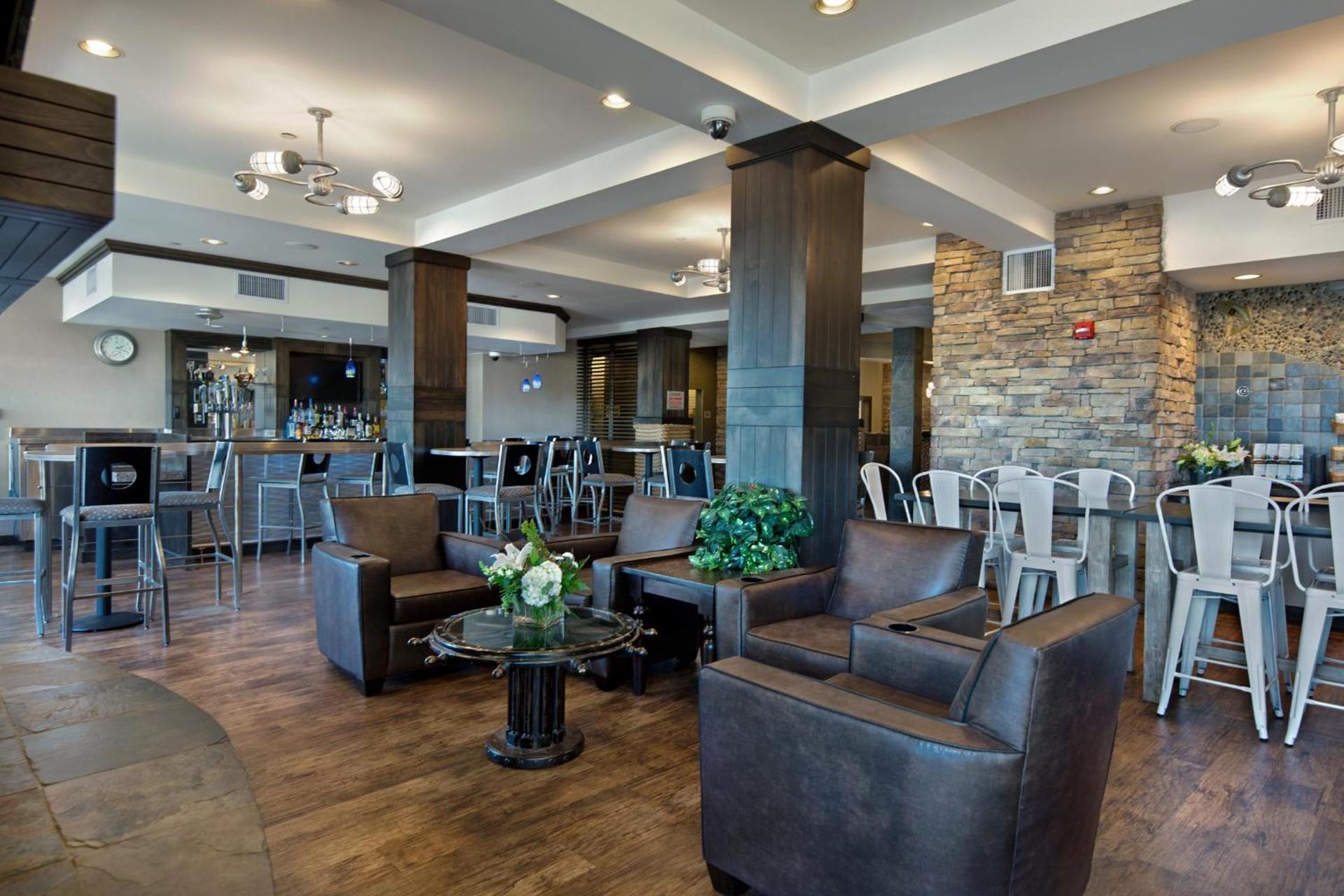 Oxford Suites Silverdale photo 19