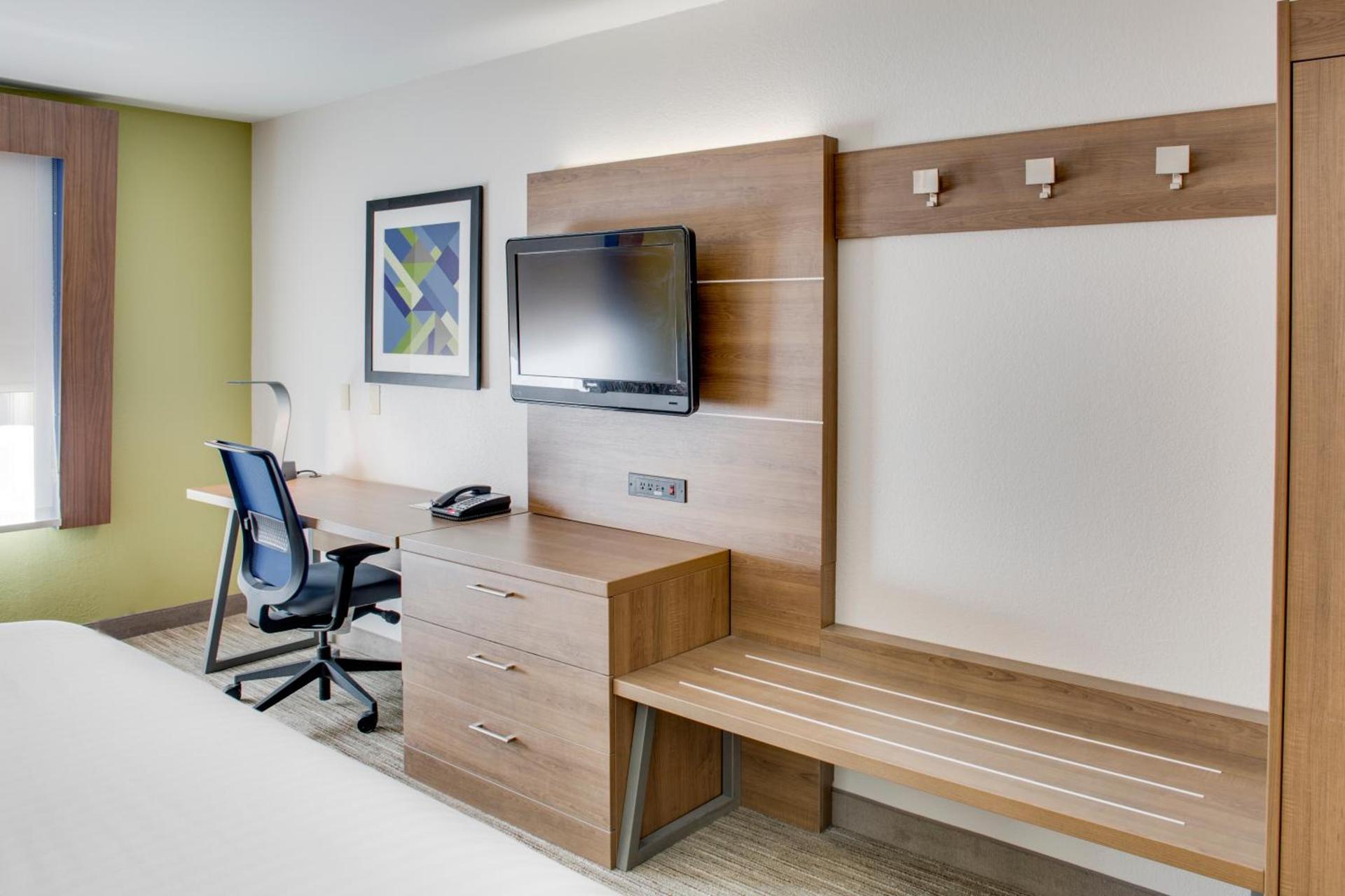 Holiday Inn Express Hotel & Suites Chickasha by IHG photo 5
