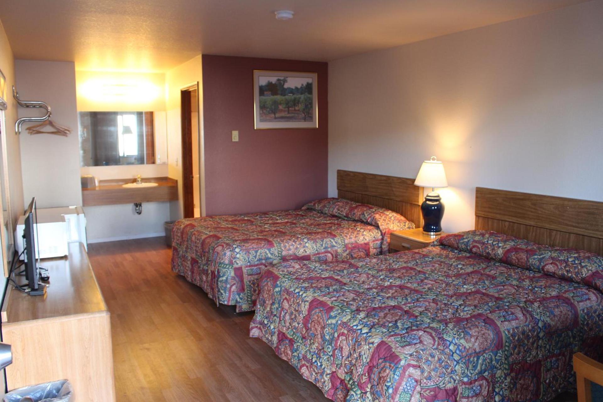 Silver Sands Motel photo 8