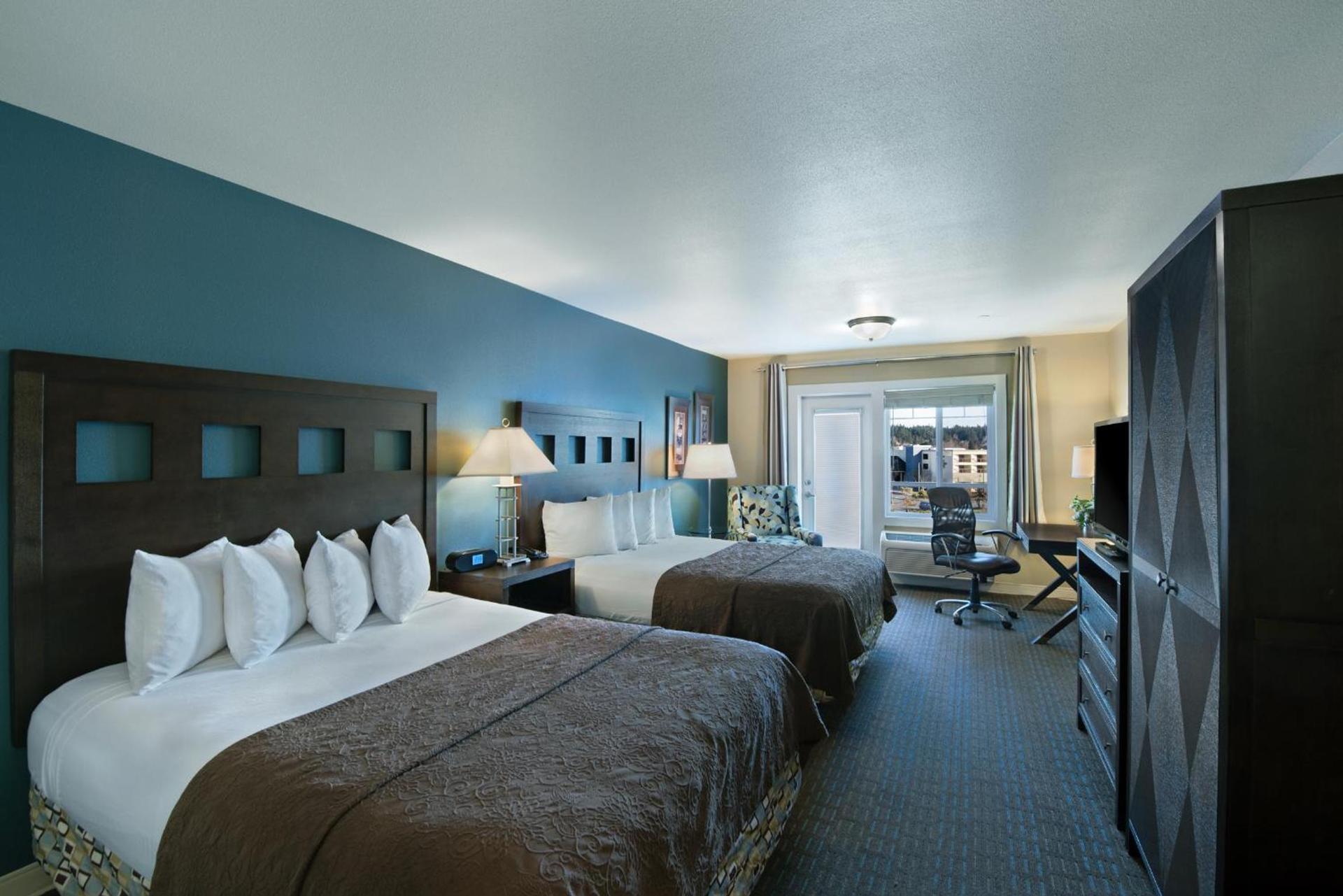 Oxford Suites Silverdale photo 6