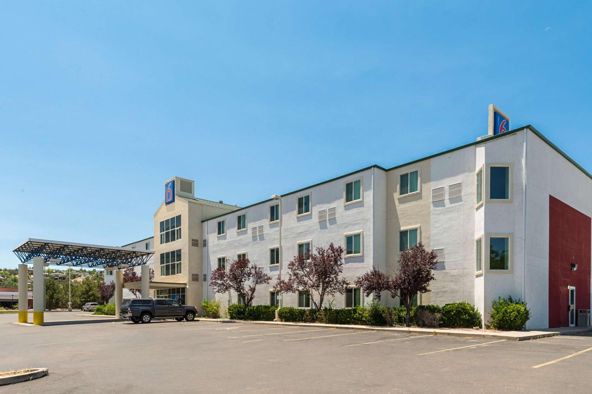 Motel 6-Cedar City, UT photo 2
