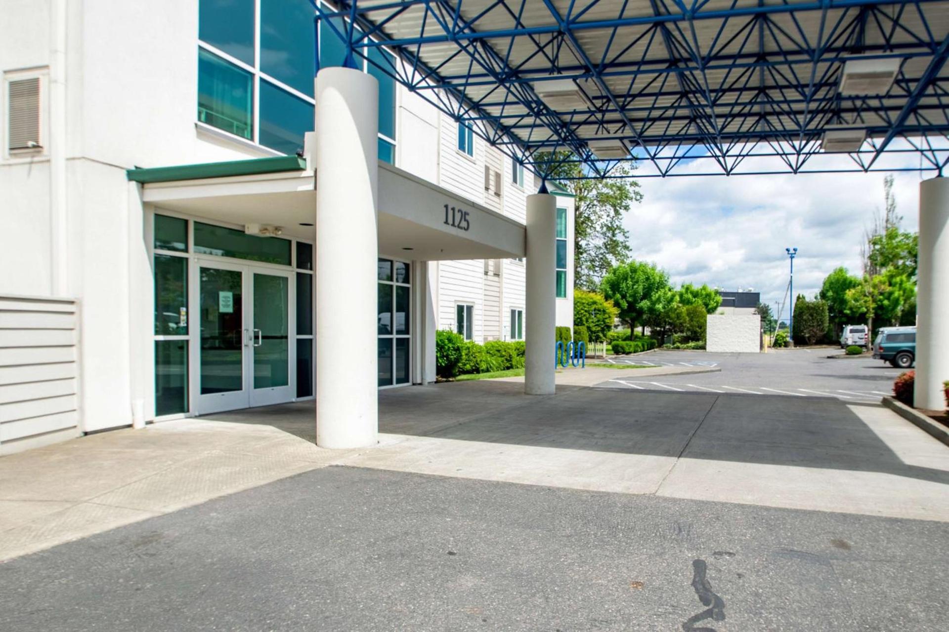 Motel 6-Portland, OR - I-5 photo 7