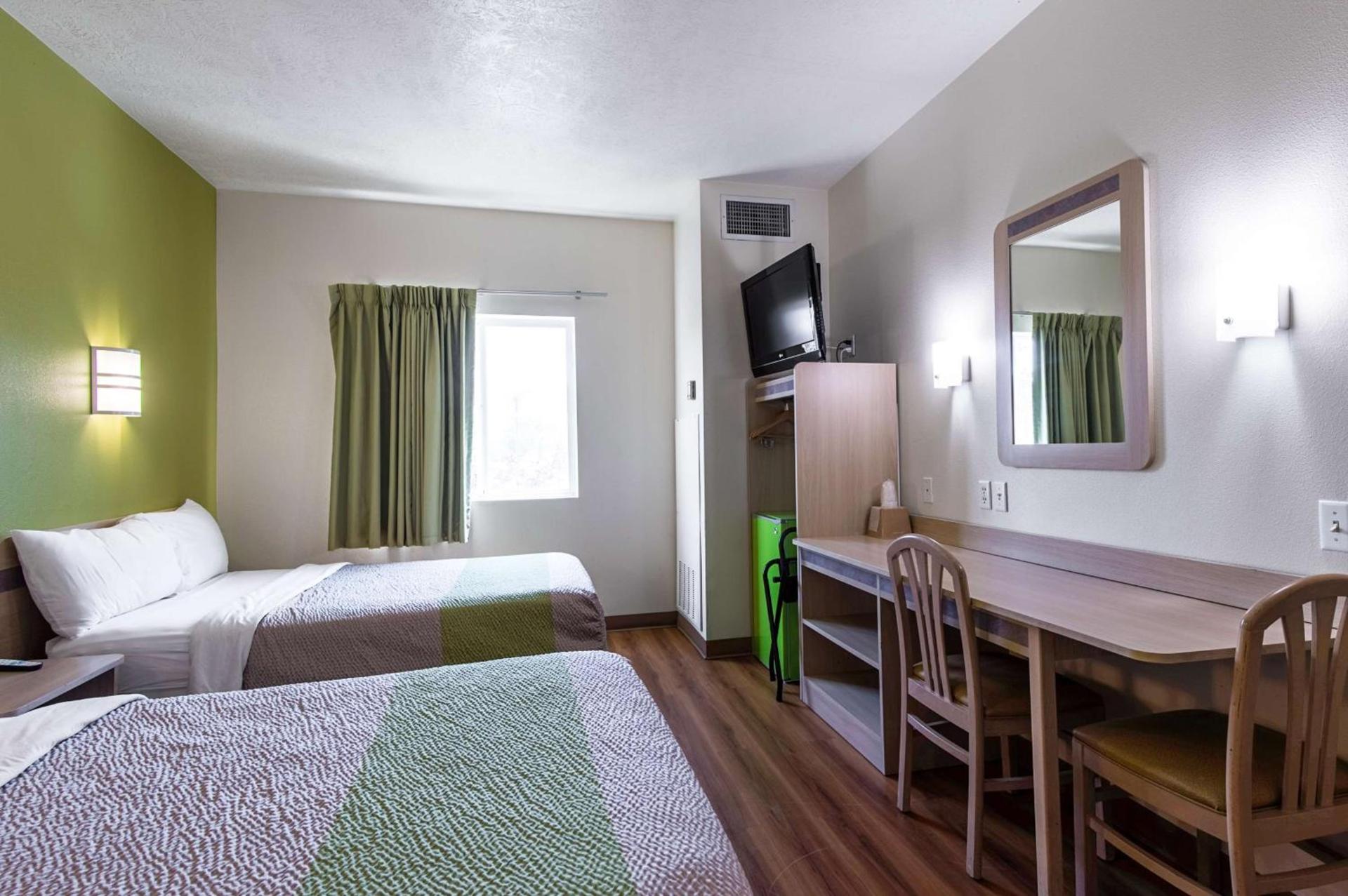 Motel 6-Cedar City, UT photo 10