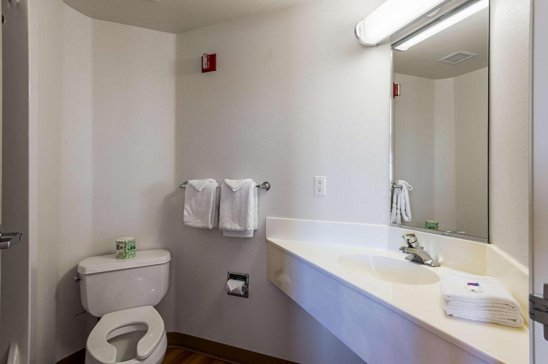 Motel 6-Cedar City, UT photo 14