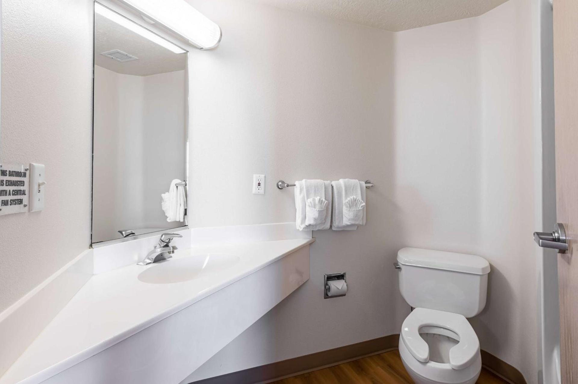 Motel 6-Cedar City, UT photo 23