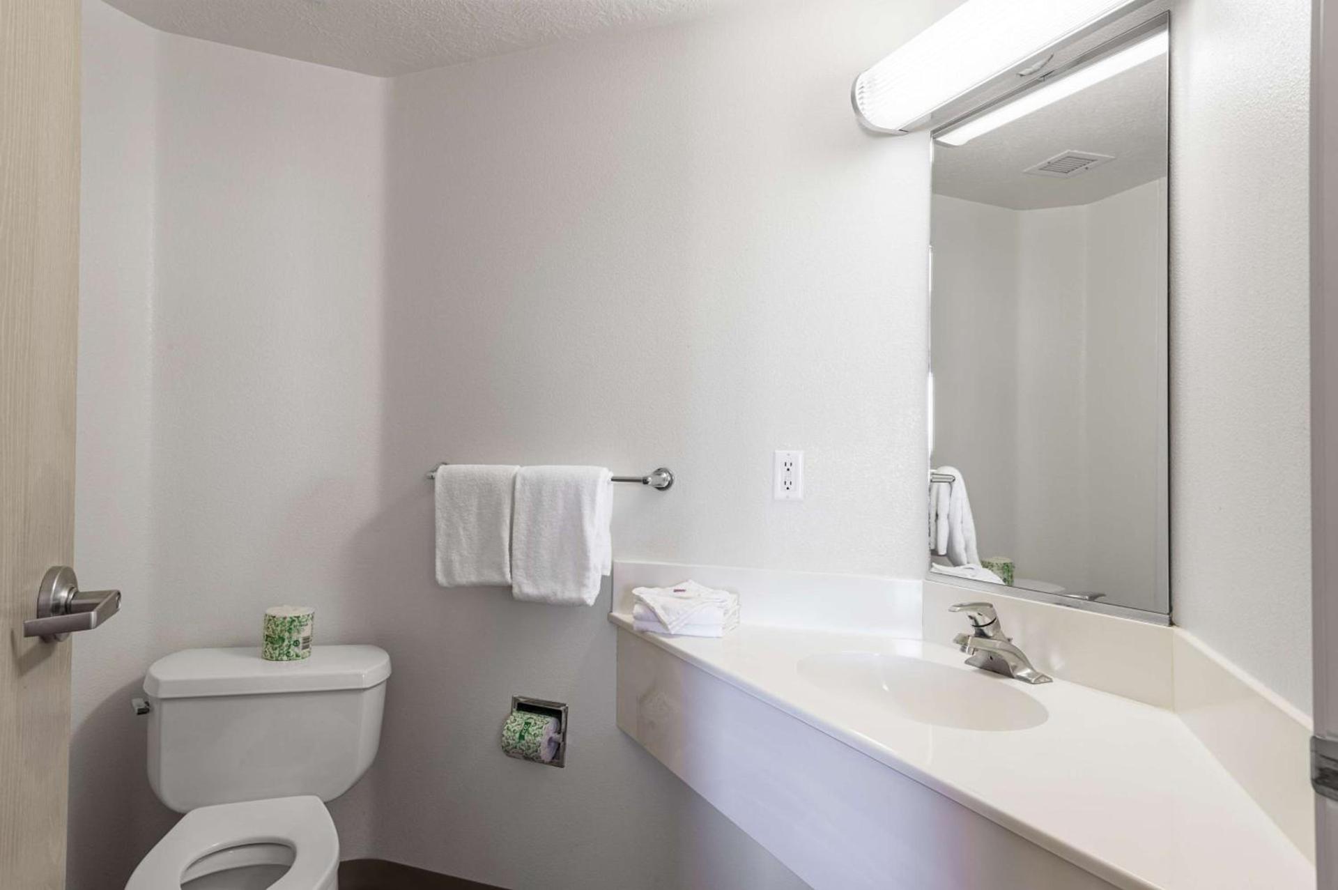 Motel 6-Cedar City, UT photo 24